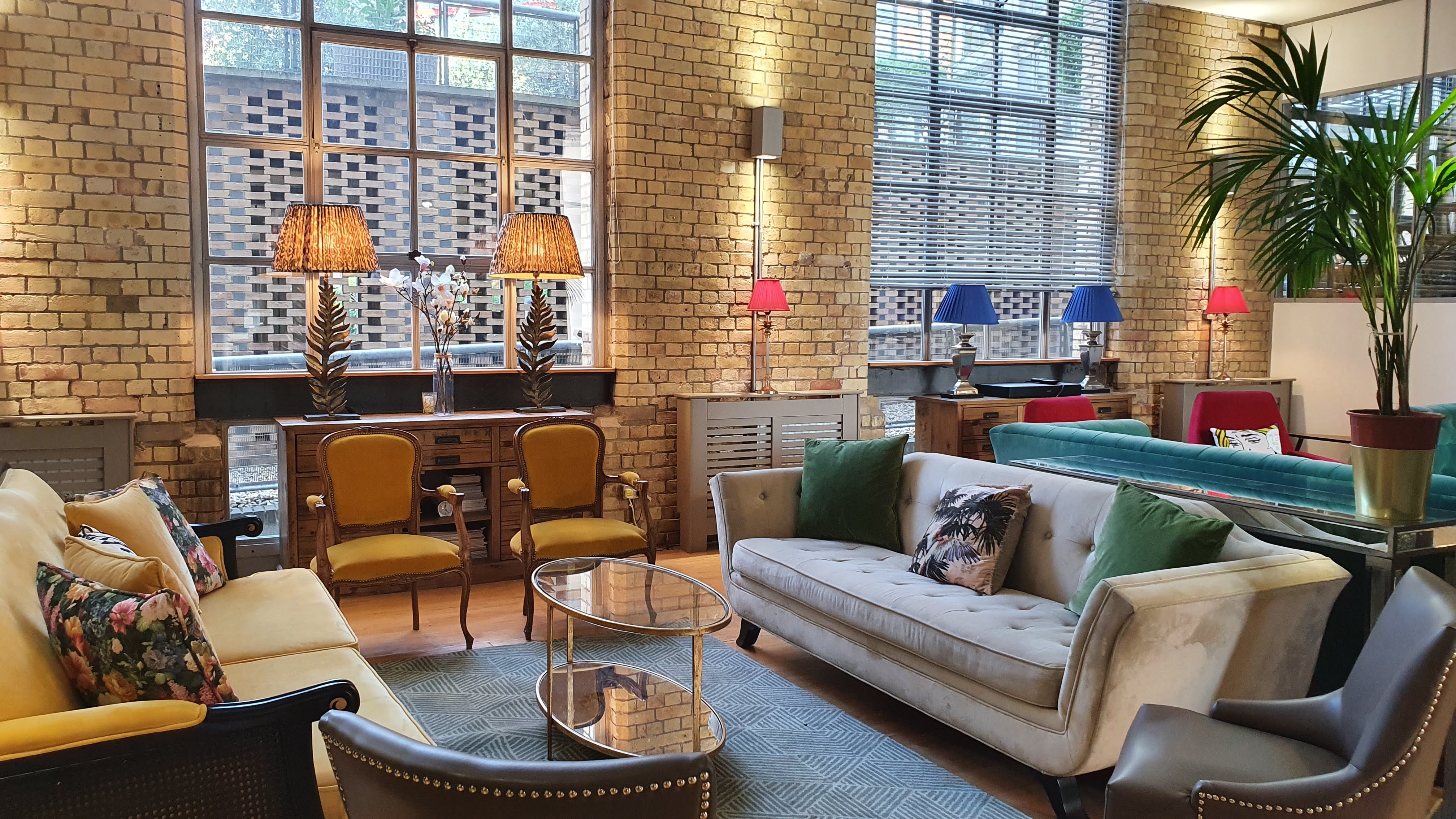 Stylish lounge at The New Yorker Gallery, ideal for networking and meetings.