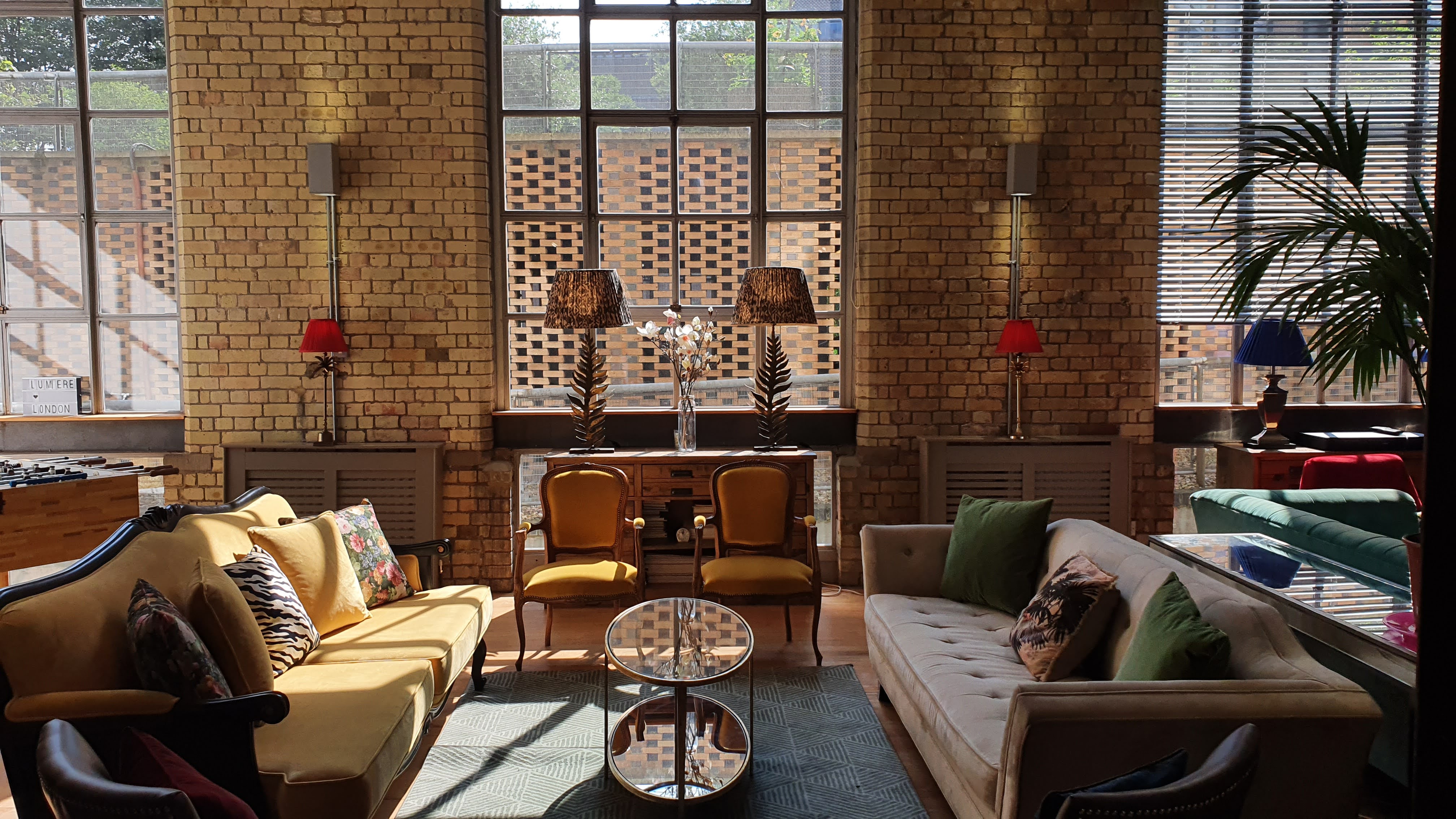 The New Yorker Gallery - f1y5flypalp.jpg