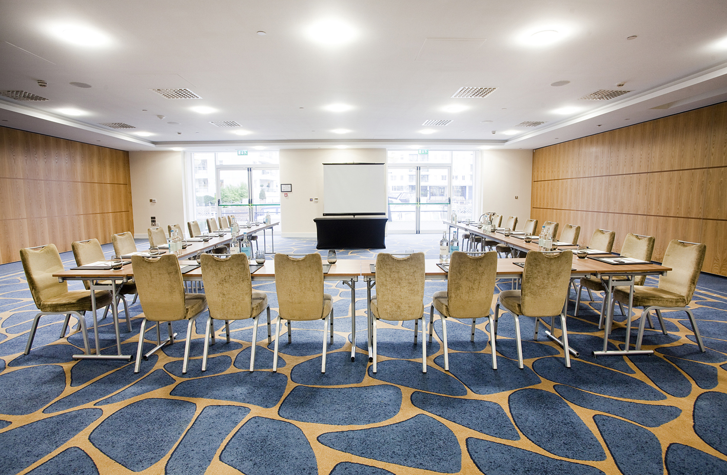 U-shaped meeting room in The Chelsea Harbour Hotel, ideal for workshops and strategic planning.