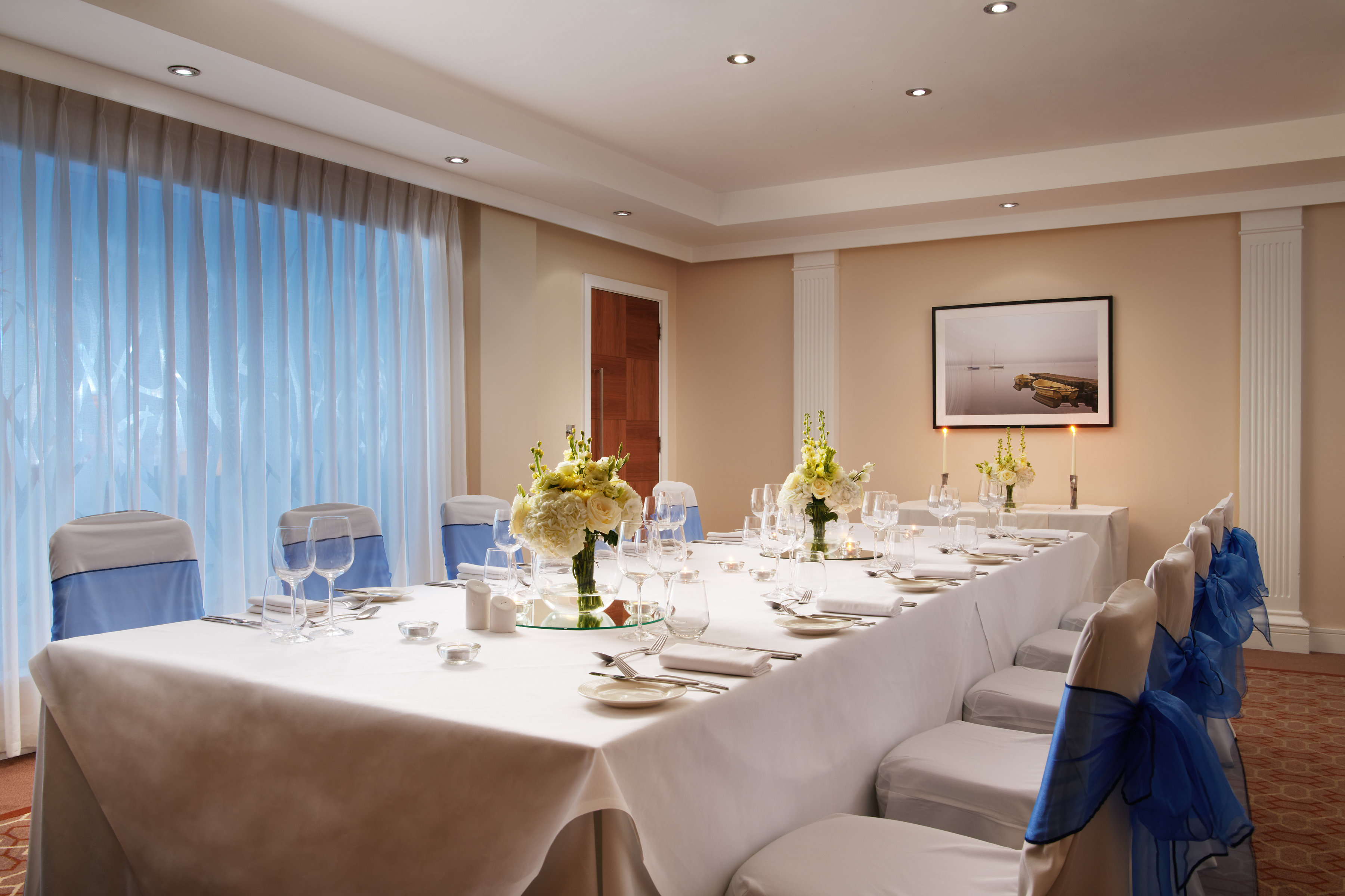 Private Dining Room - 2do3befc1yy.jpg