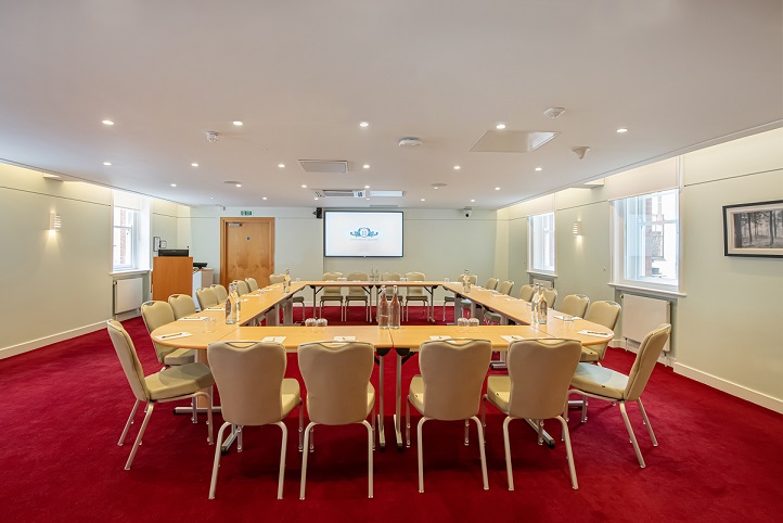 Maxwell Room - clo0bqkj13p.jpg