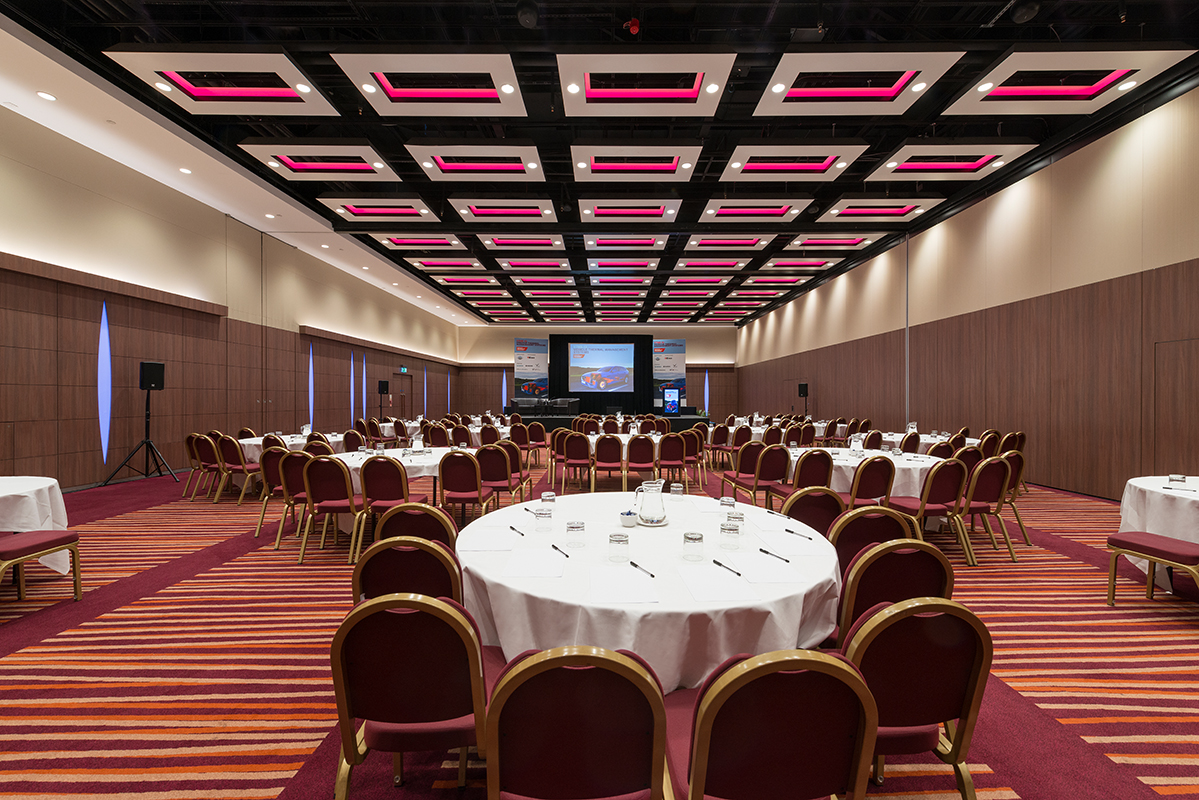 LONDON VII - VIII - IX - t3nz4zr1abl.jpg