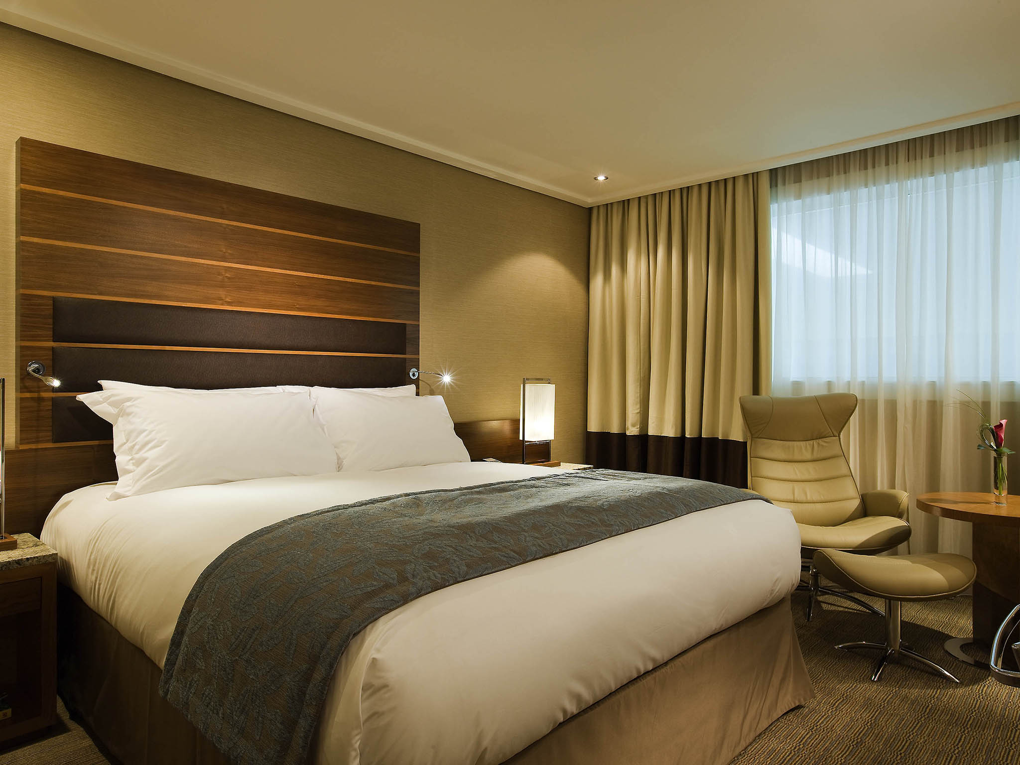 Modern hotel room at Sofitel London Heathrow, perfect for business events and meetings.
