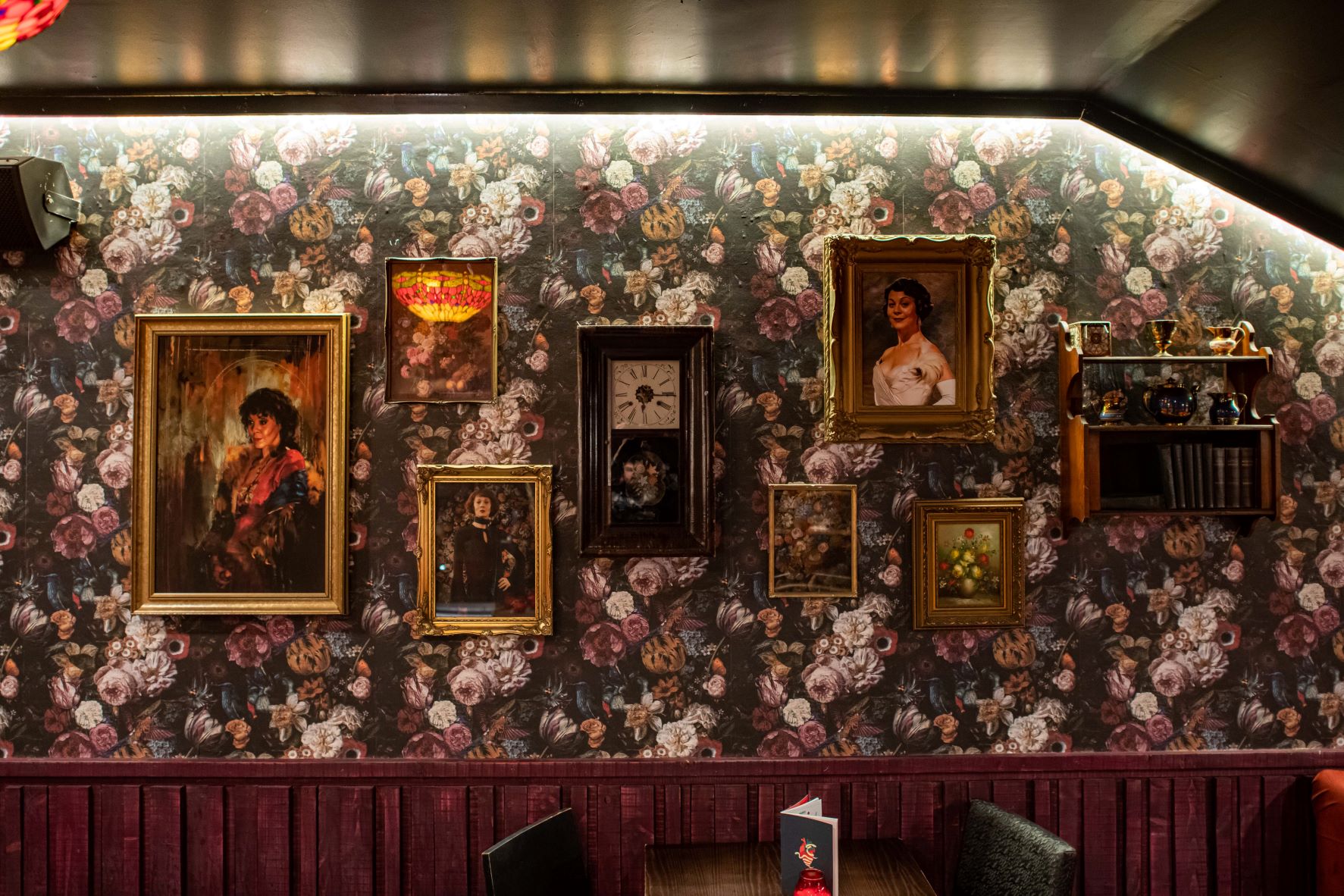 Polly's Parlour - kyslwmwdtae.jpg