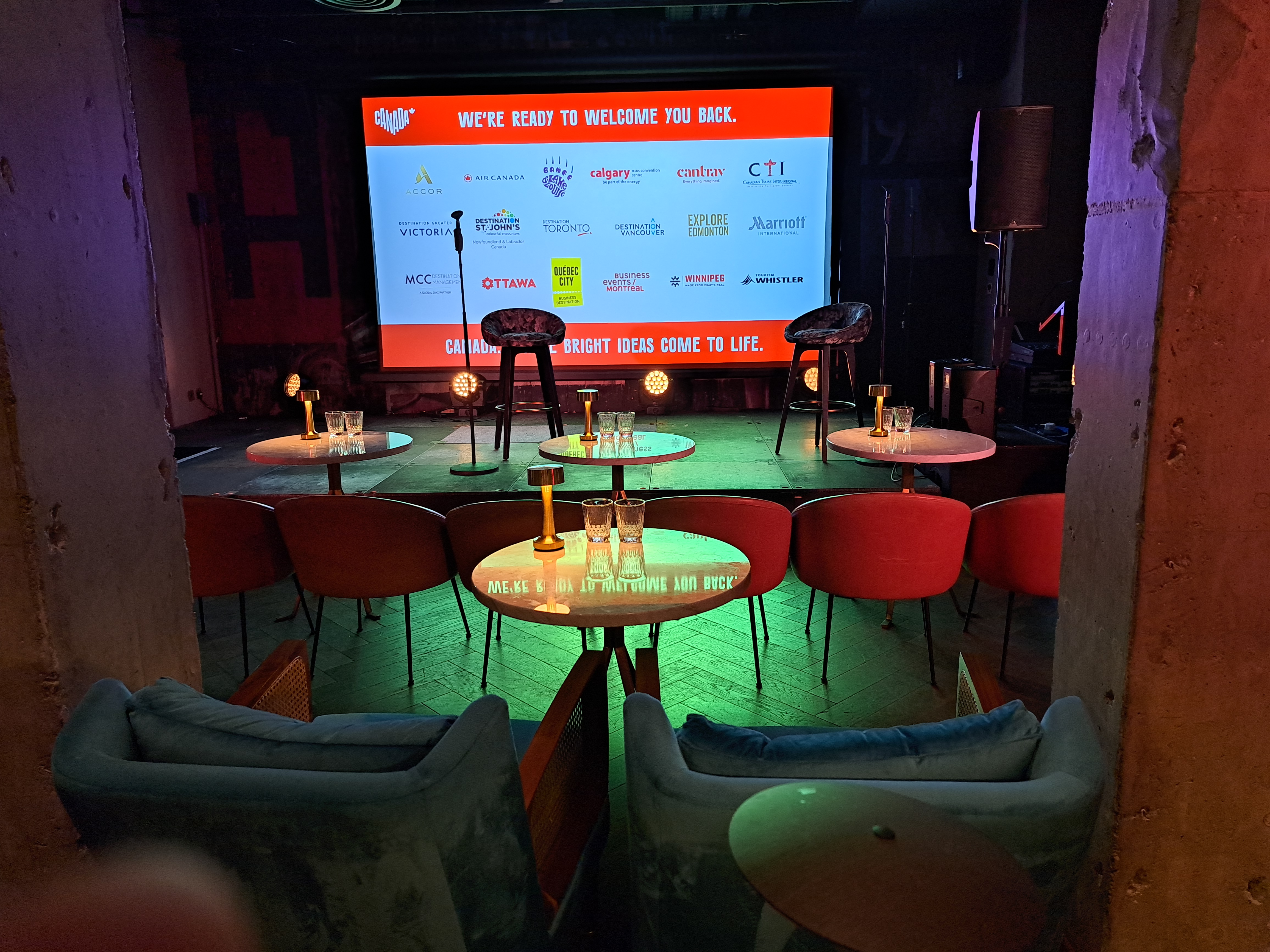 QT  - 2fwsmajgaef.jpg