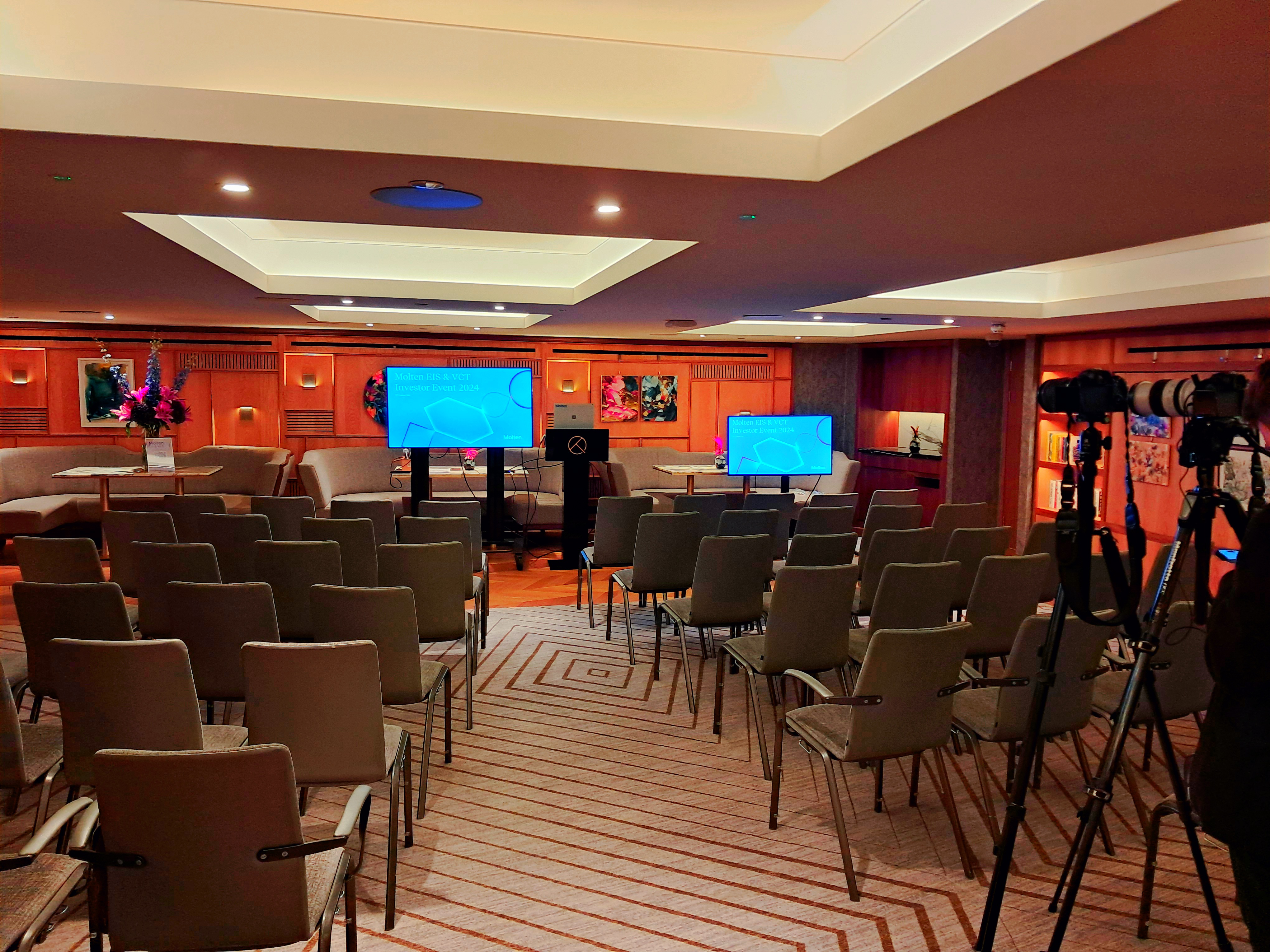 QT  - h0tbms00imo.jpg