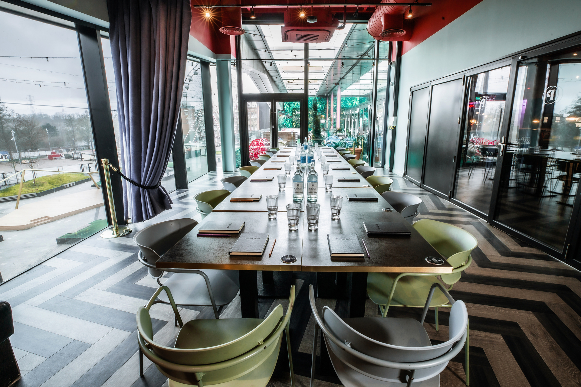 Sapphire Private Room - tuqwzry04cr.jpg