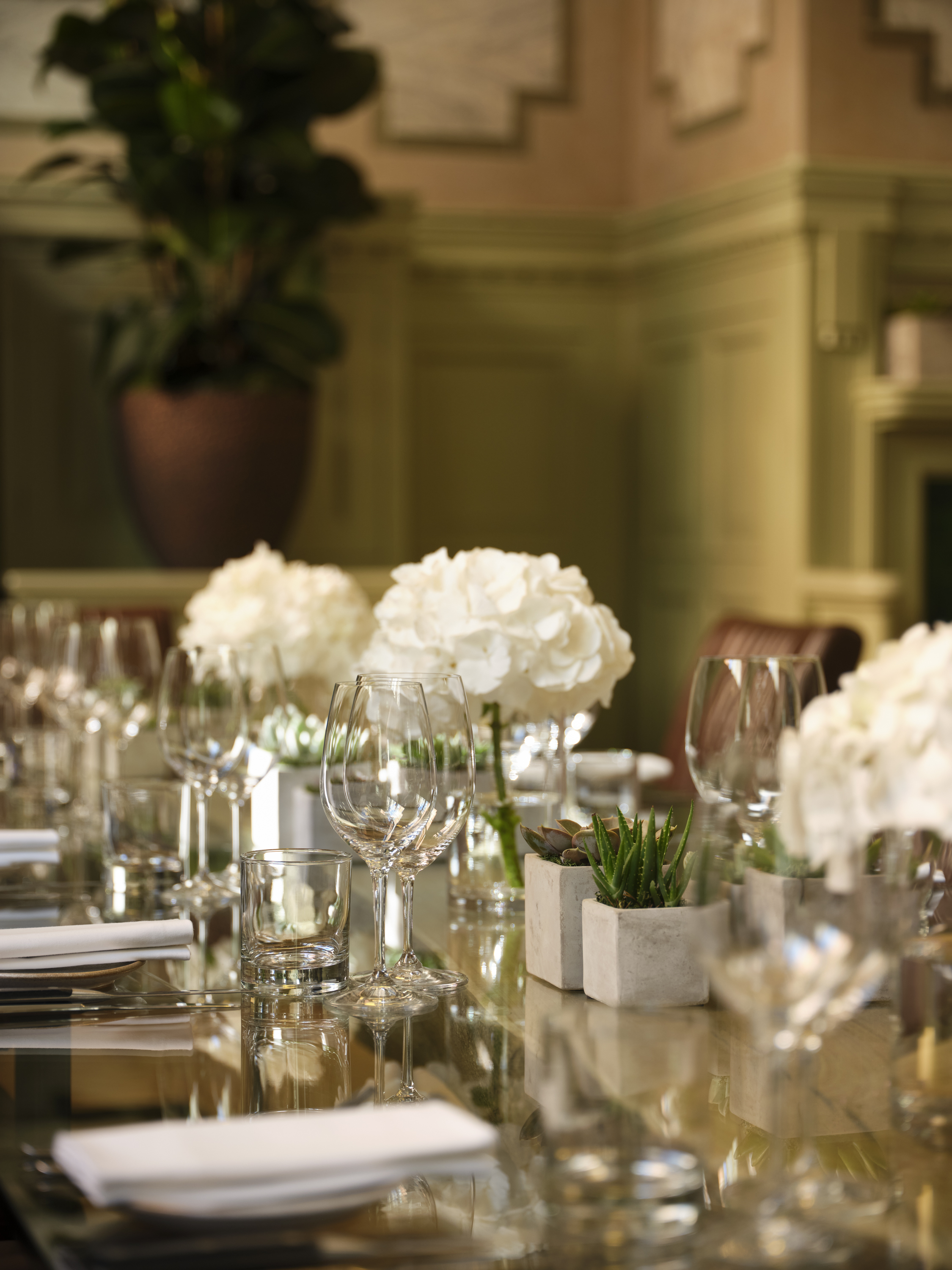 The Bank - 1lavxnnycgf.jpg