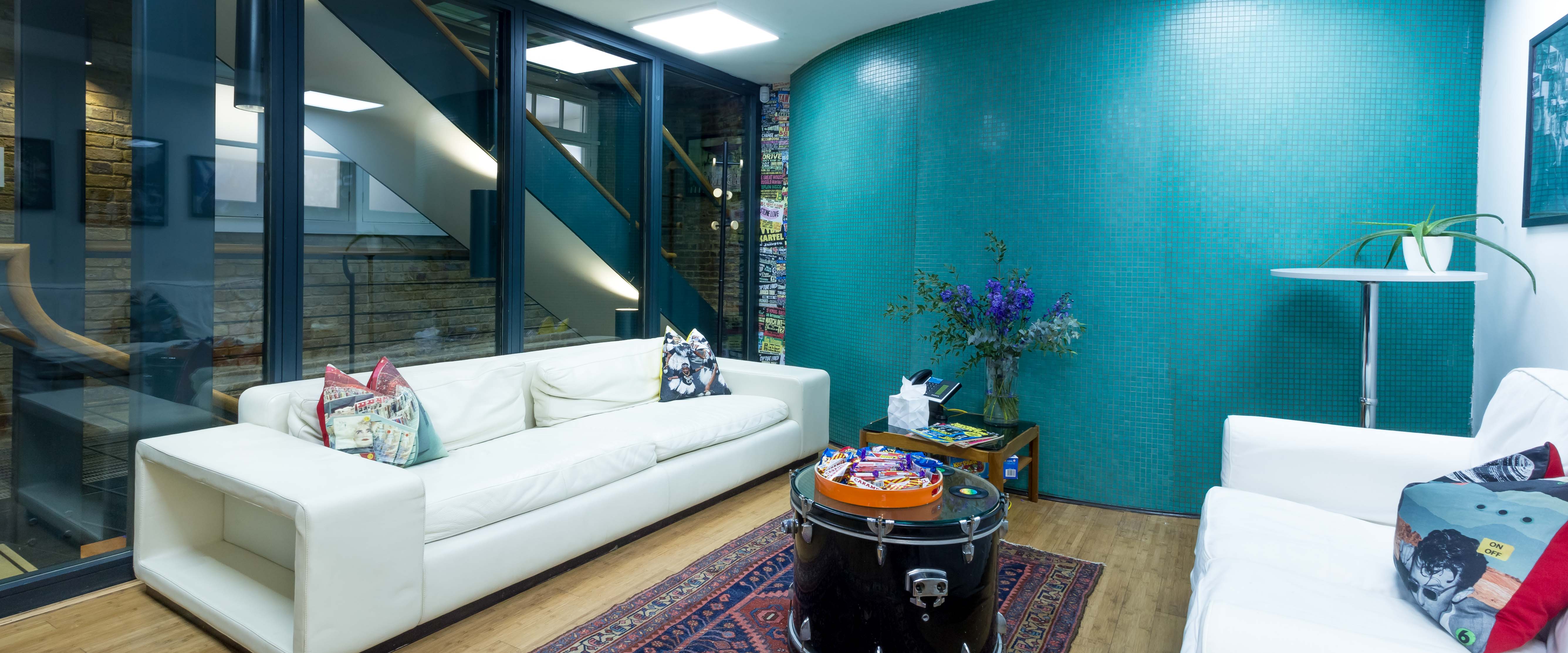 Modern lounge area at Wallacespace Covent Garden, ideal for networking events and meetings.