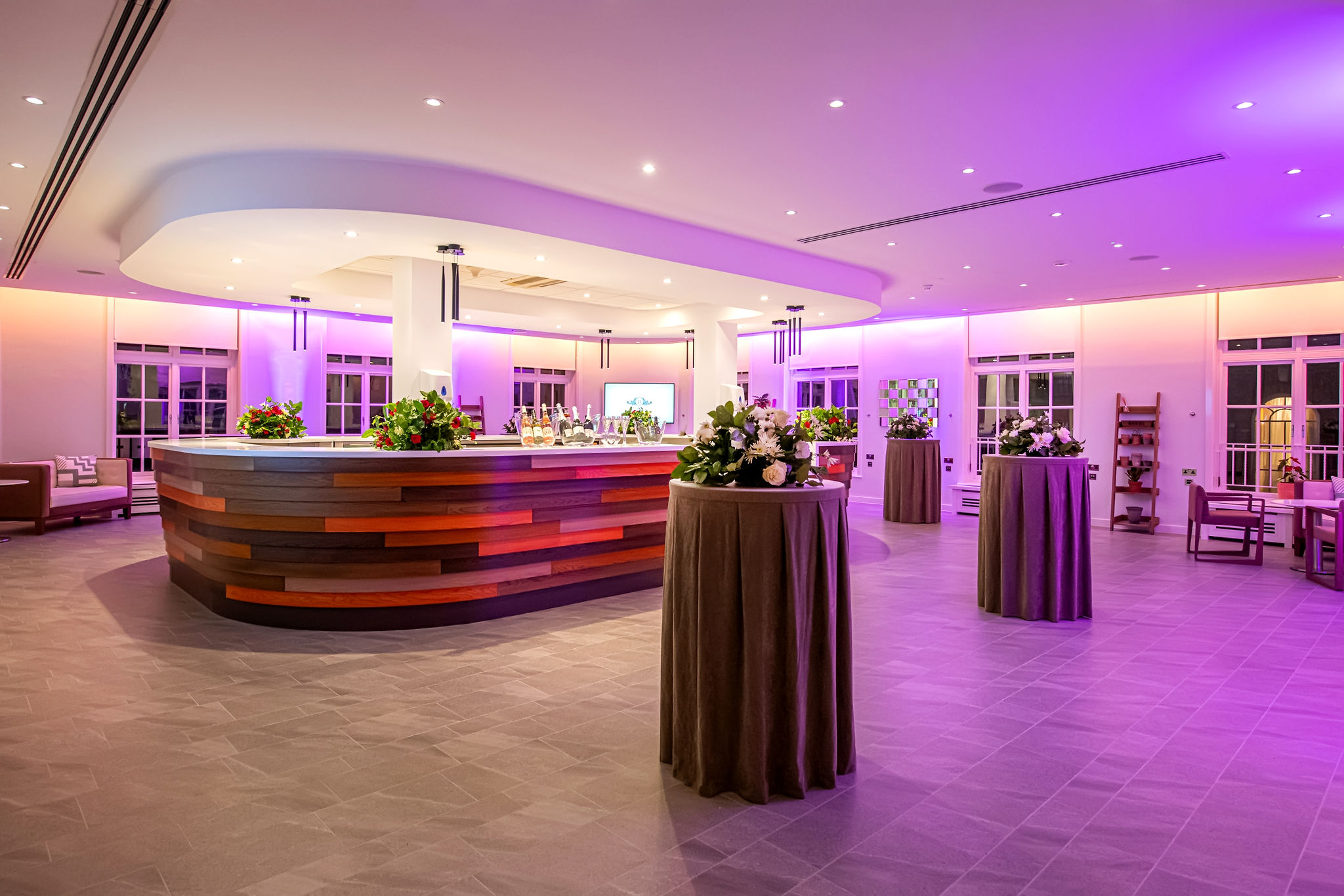 The Green House - o5kb3caqmfb.jpg