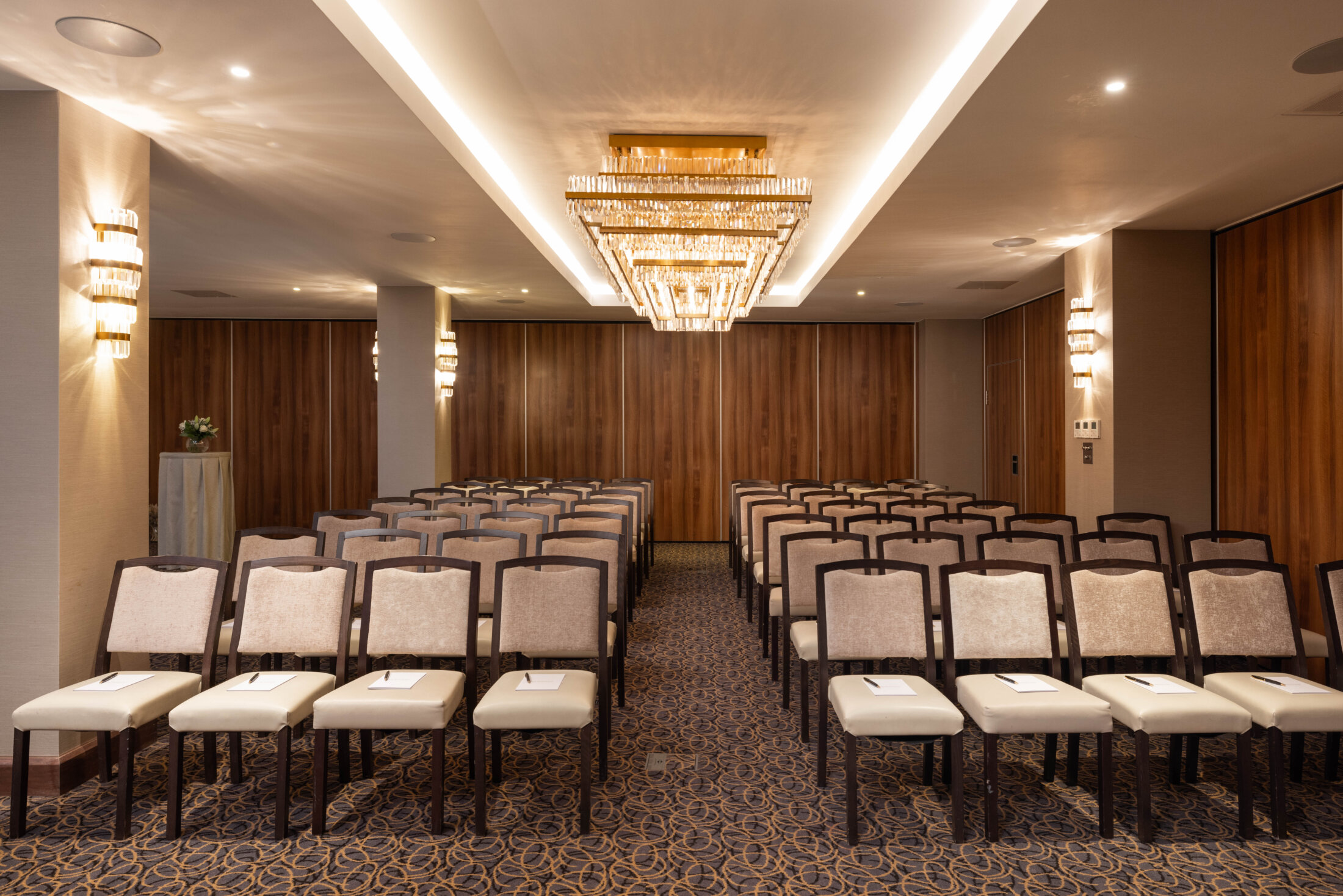 Royal London Suite meeting room with elegant decor for professional events and workshops.