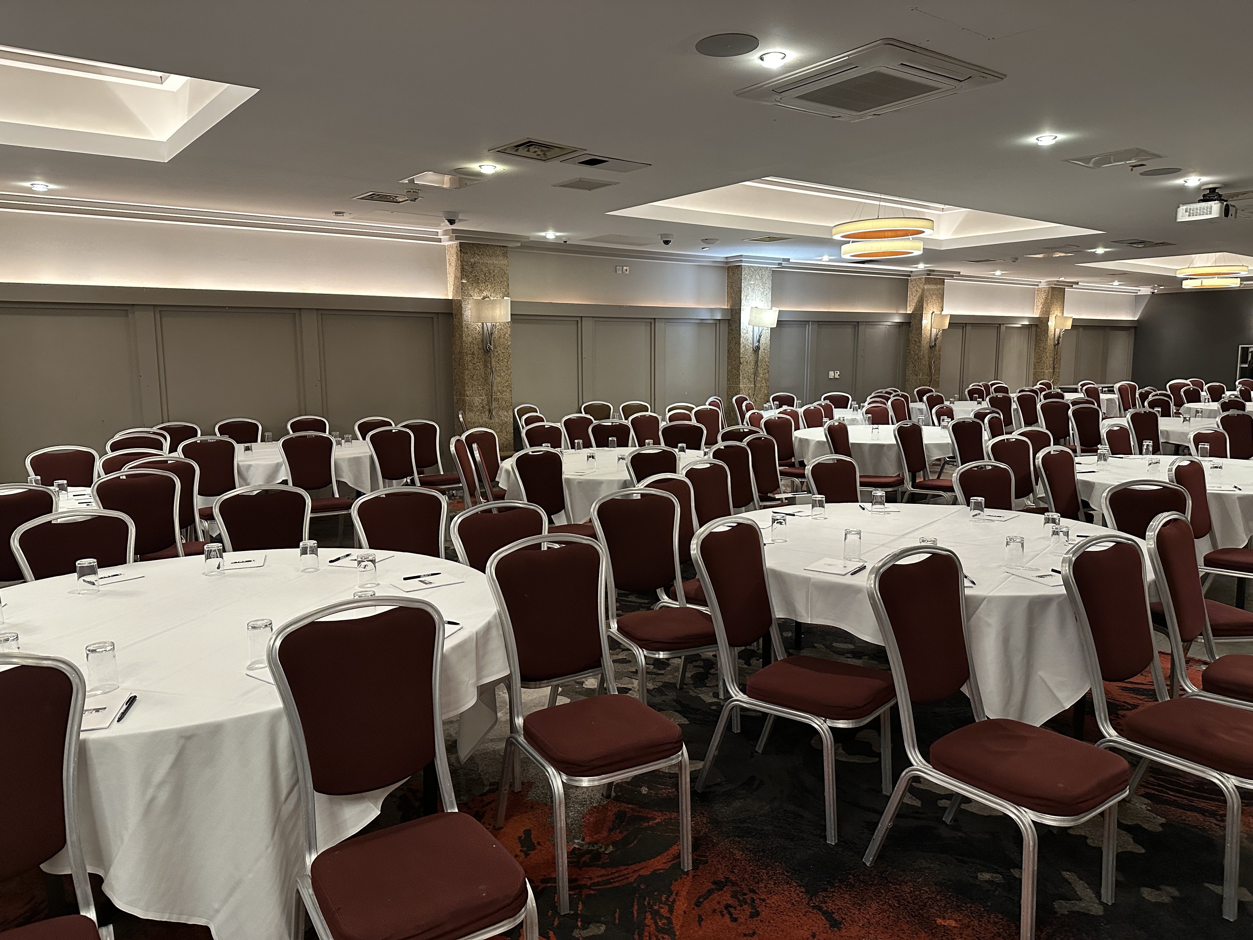 The Crown London Hotel - image 7