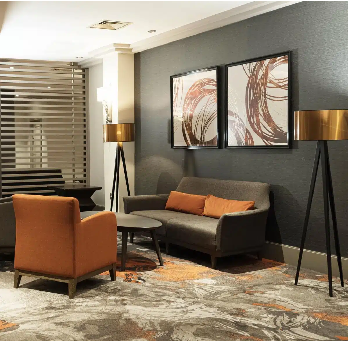 The Crown London Hotel - image 4