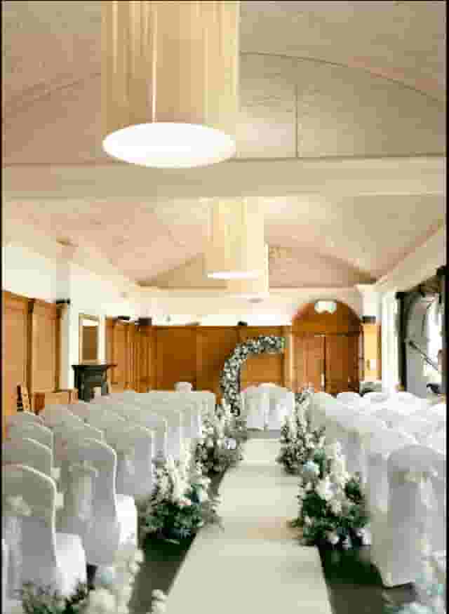 Sala Room