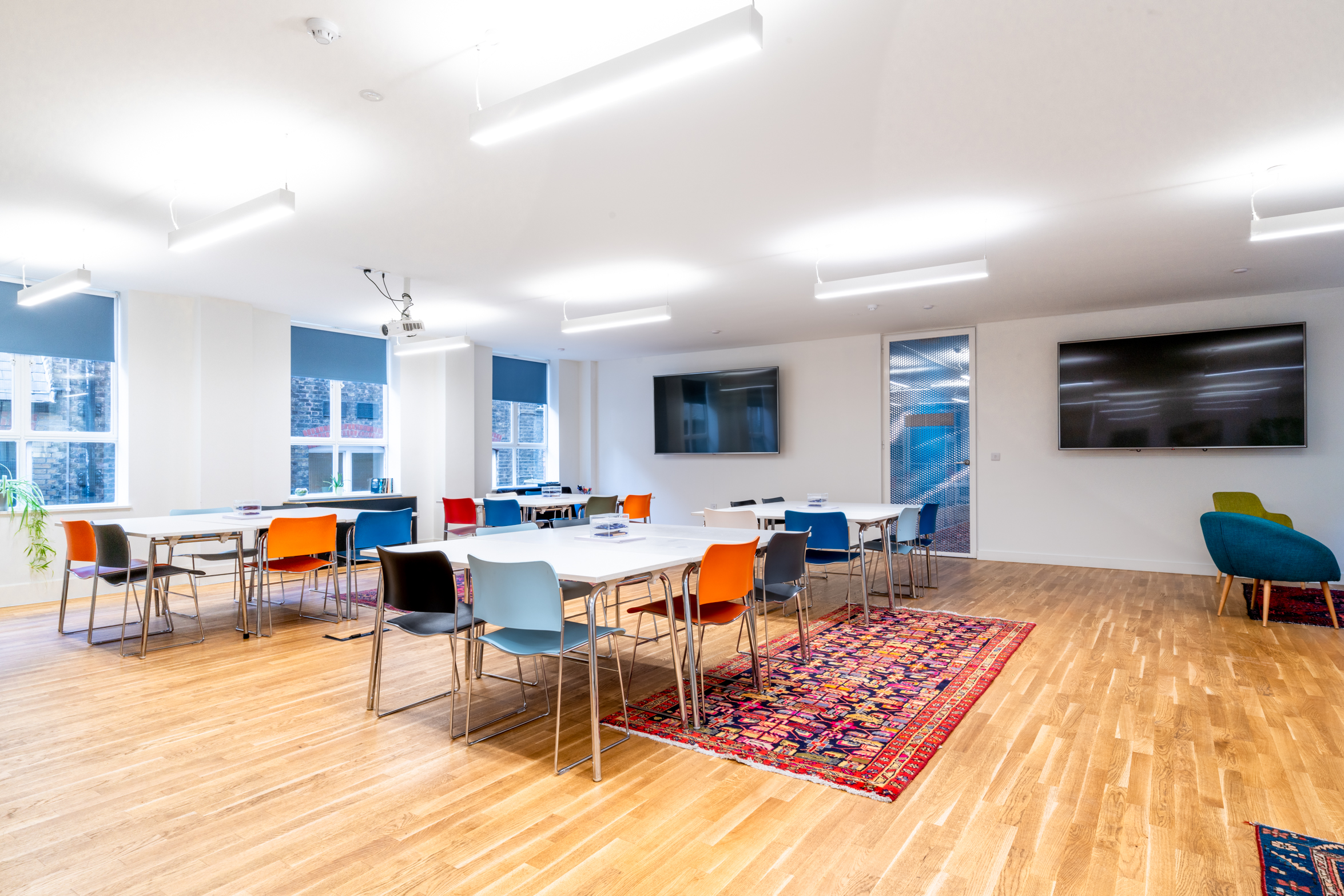 Luna room at Wallacespace Spitalfields: bright meeting space for workshops and presentations.