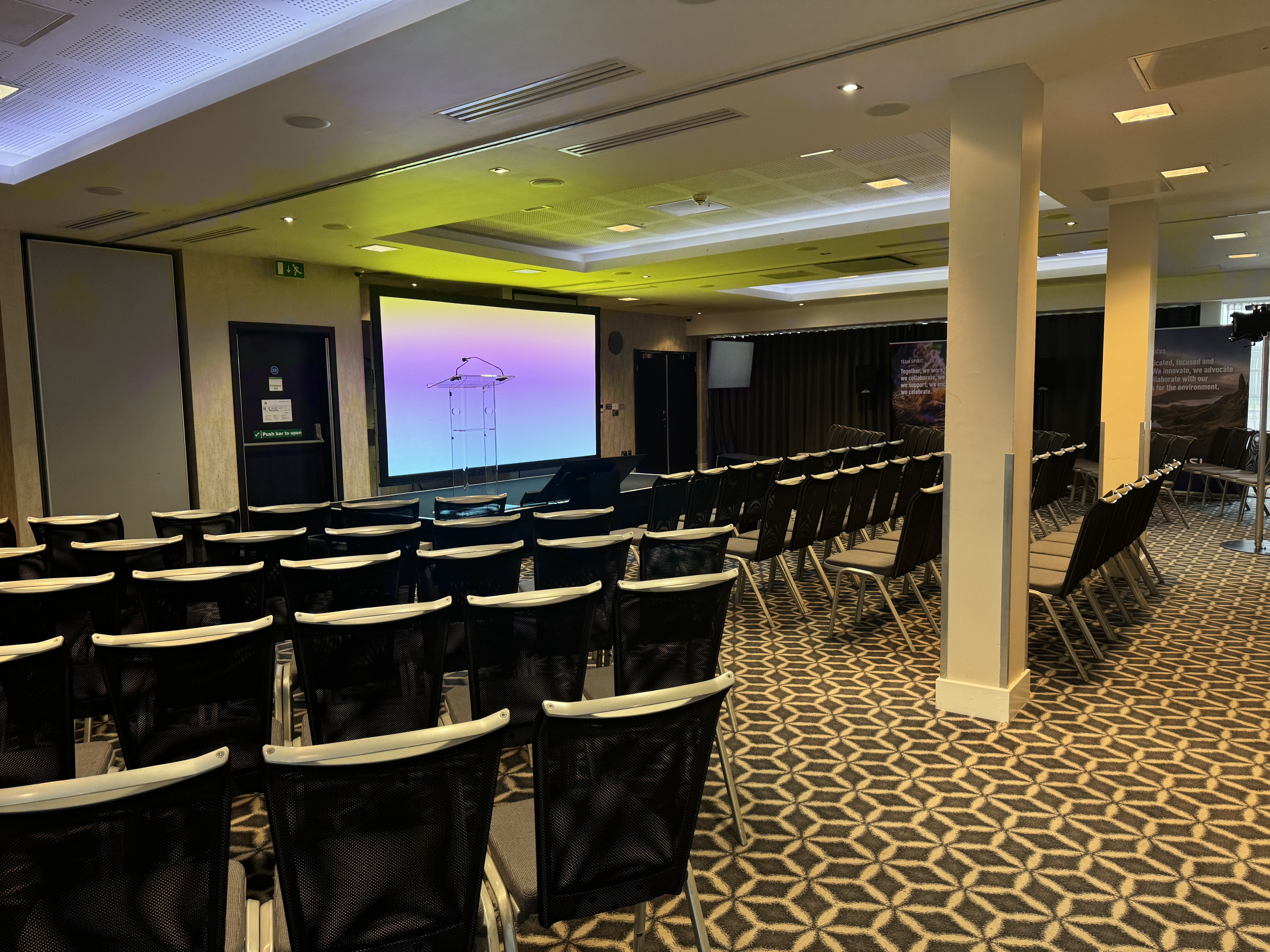 The Laker Suite - 3ea59caa-c3d5-43b1-8fcc-43794efa1b4c.jpeg