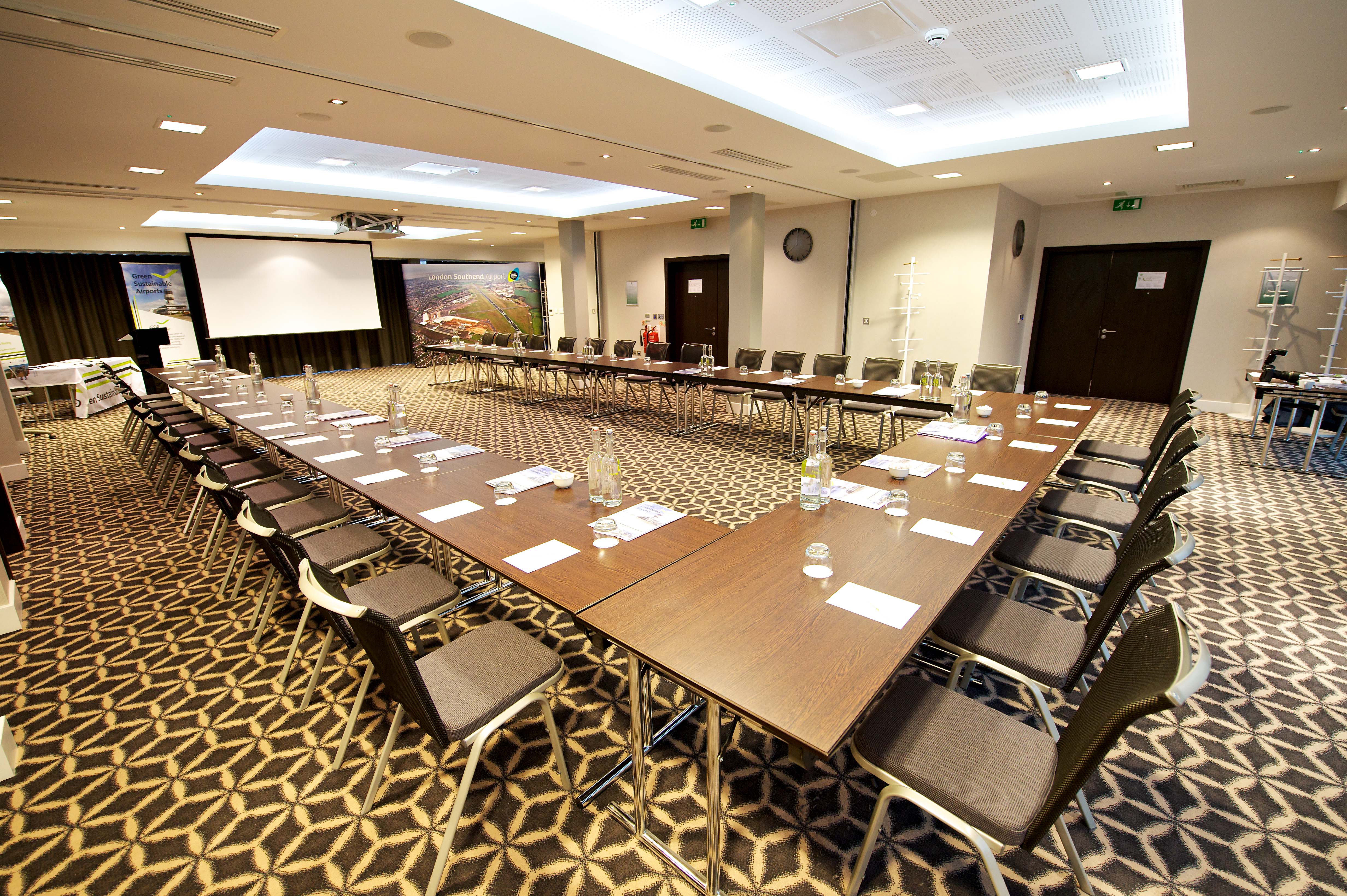 The Laker Suite - 5c4b82ac-6be1-4080-ab6a-d847dab8a4c2.jpg