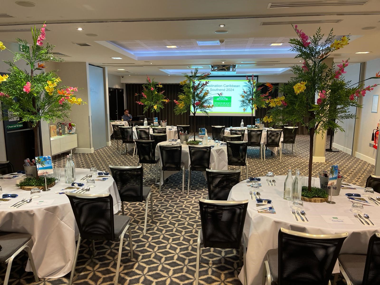 The Laker Suite - 7d181b47-48bd-4c68-9de1-512a6fe96eca.jpg