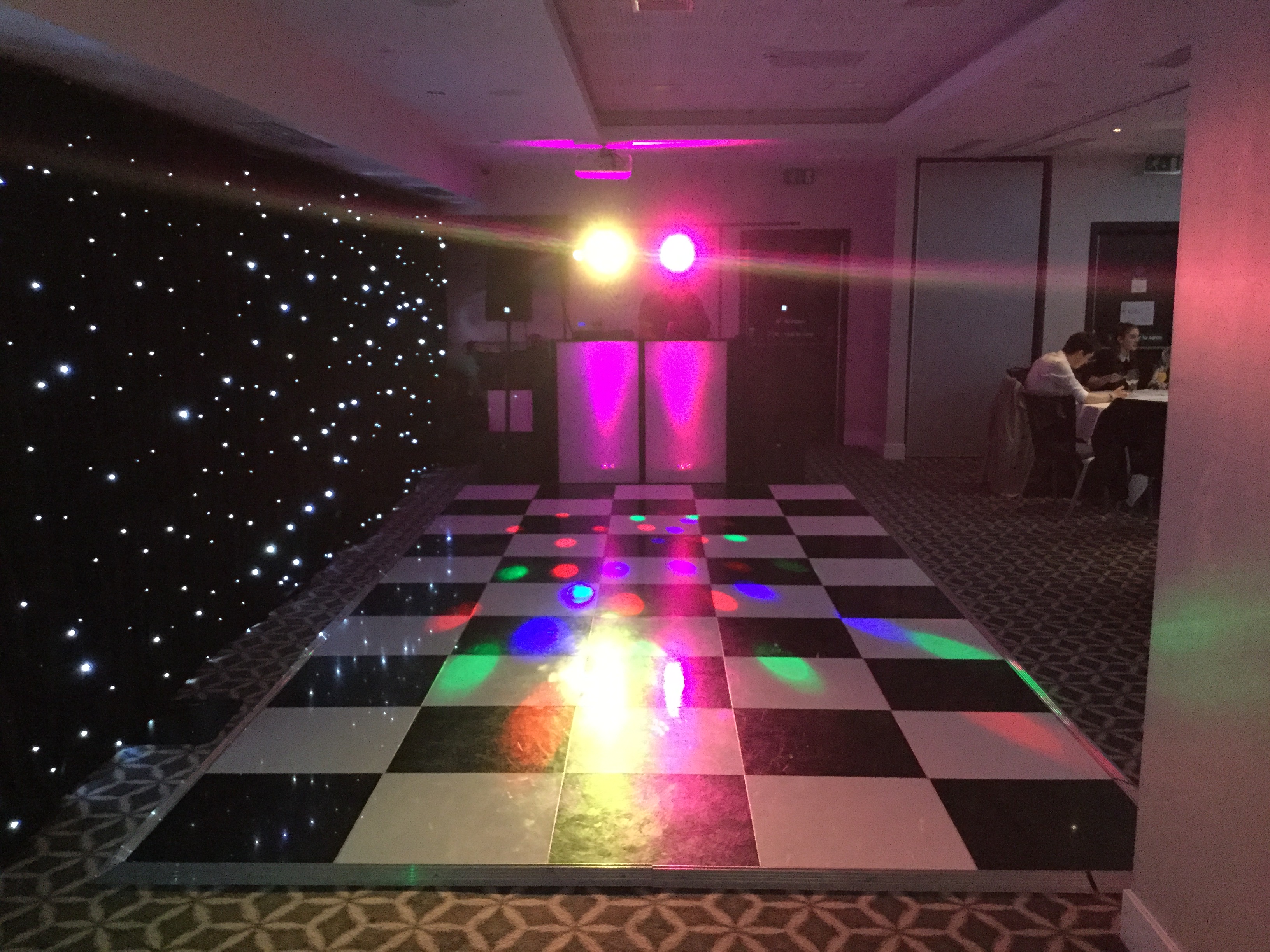 The Laker Suite - jzqkuynanbi.JPG