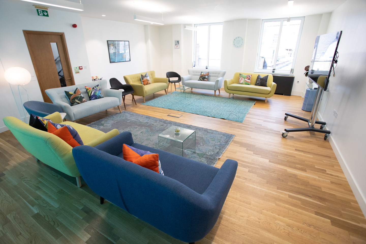 Gagarin room - 0r5kwj5qd2c.jpg