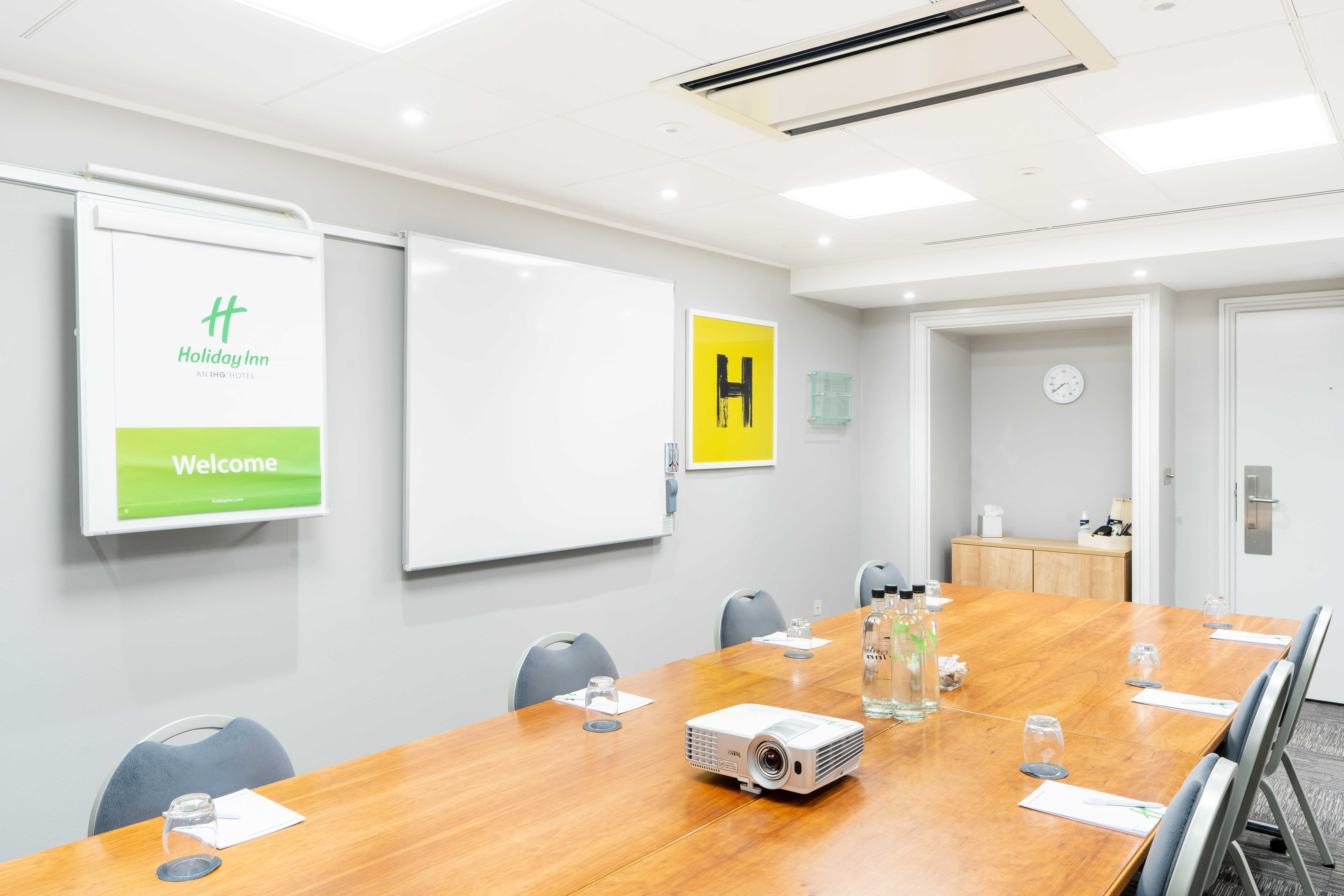 Small Boardroom at Holiday Inn Hemel Hempstead, equipped for professional meetings and presentations.