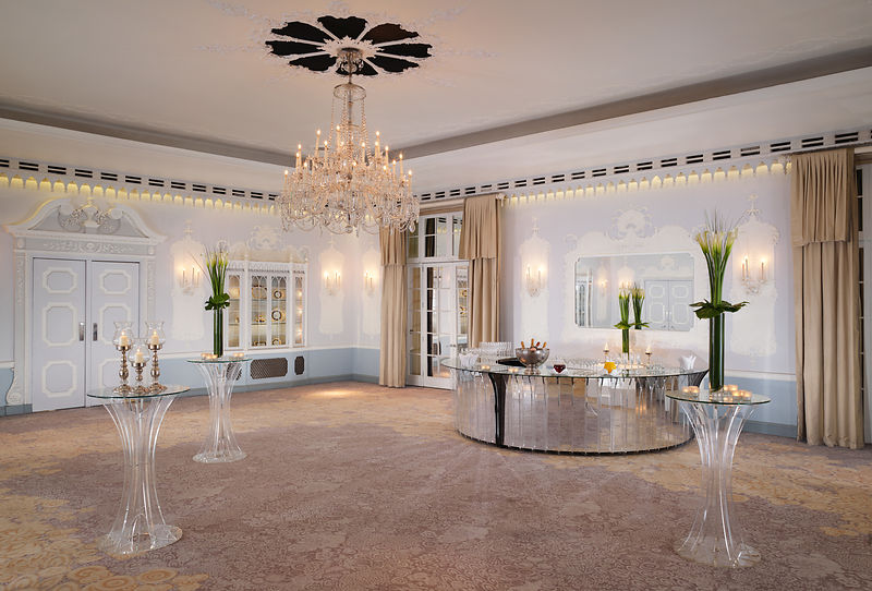 Holford and Orchid - 1hnkcacyucp.jpg