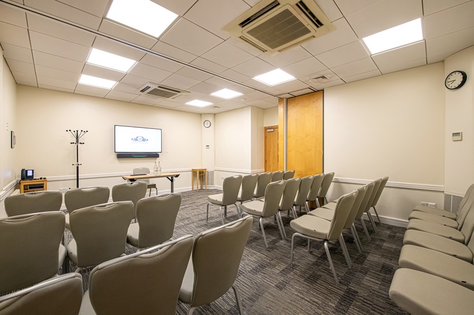 Maynard 3 - asaaqp2joyb.jpg