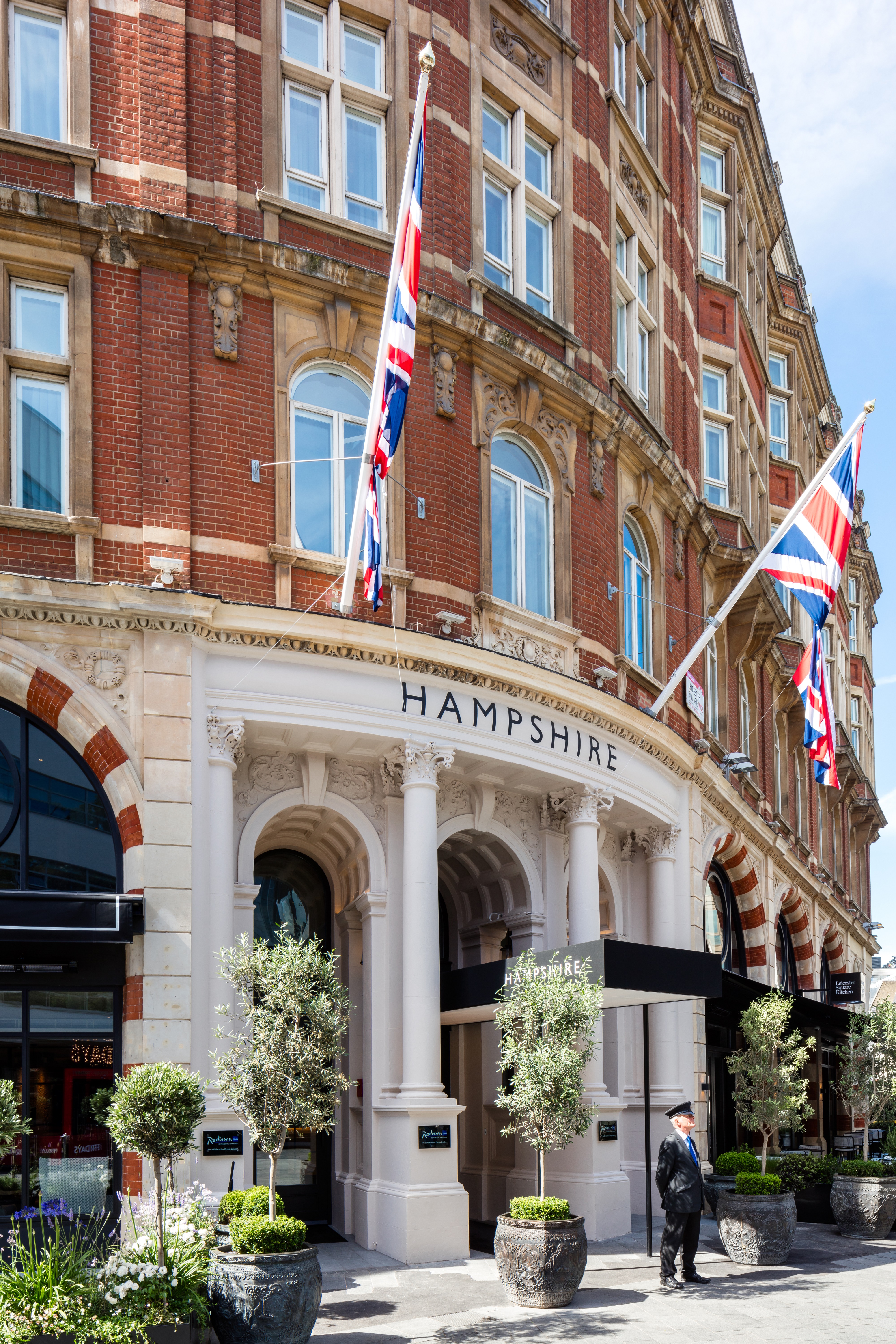 Penthouse Suite - v5idsvf30fh.jpg