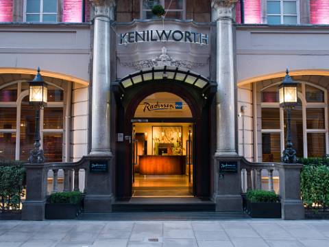 Elegant entrance of Private Room 7 at Radisson Blu Hotel, ideal for corporate events.