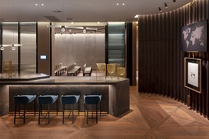 Royal Academy of Arts event space with stylish bar, ideal for corporate gatherings.