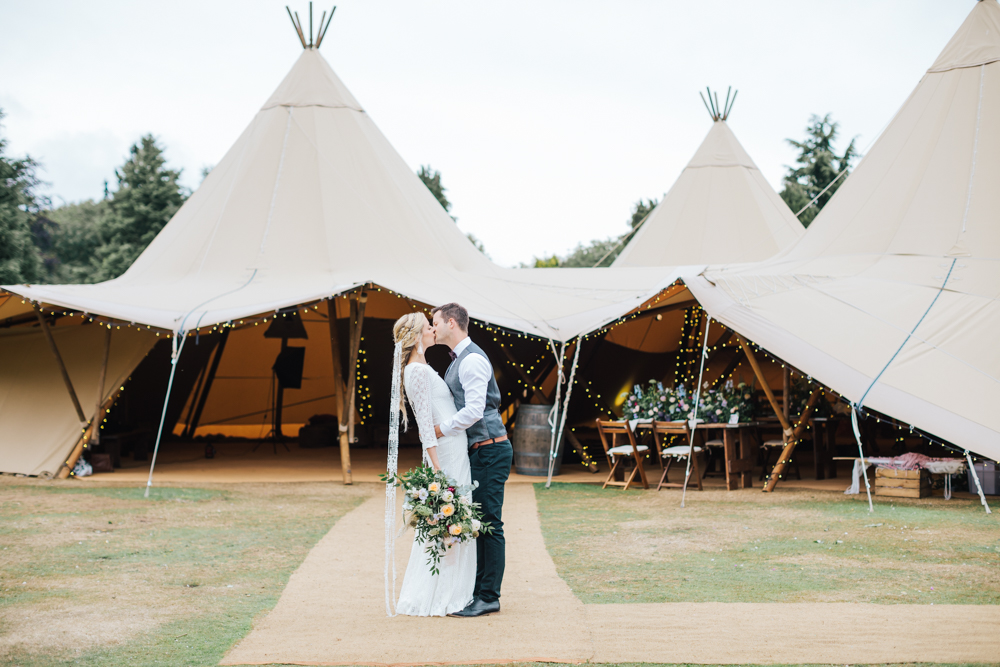 Whole venue - ixcz2qhxbbi.jpg