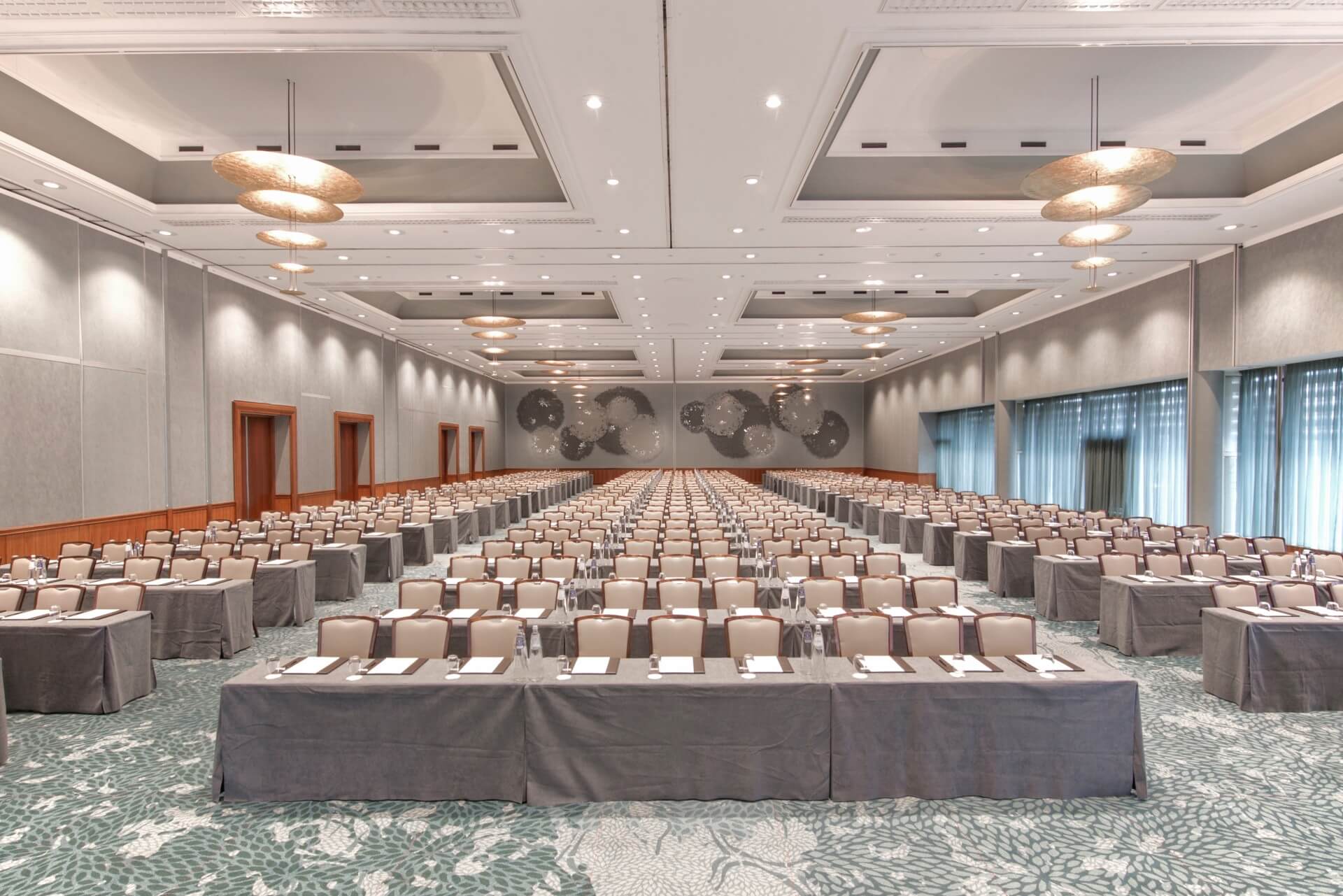 Grand Ballroom at Hotel Okura Amsterdam, spacious conference room for meetings and presentations.
