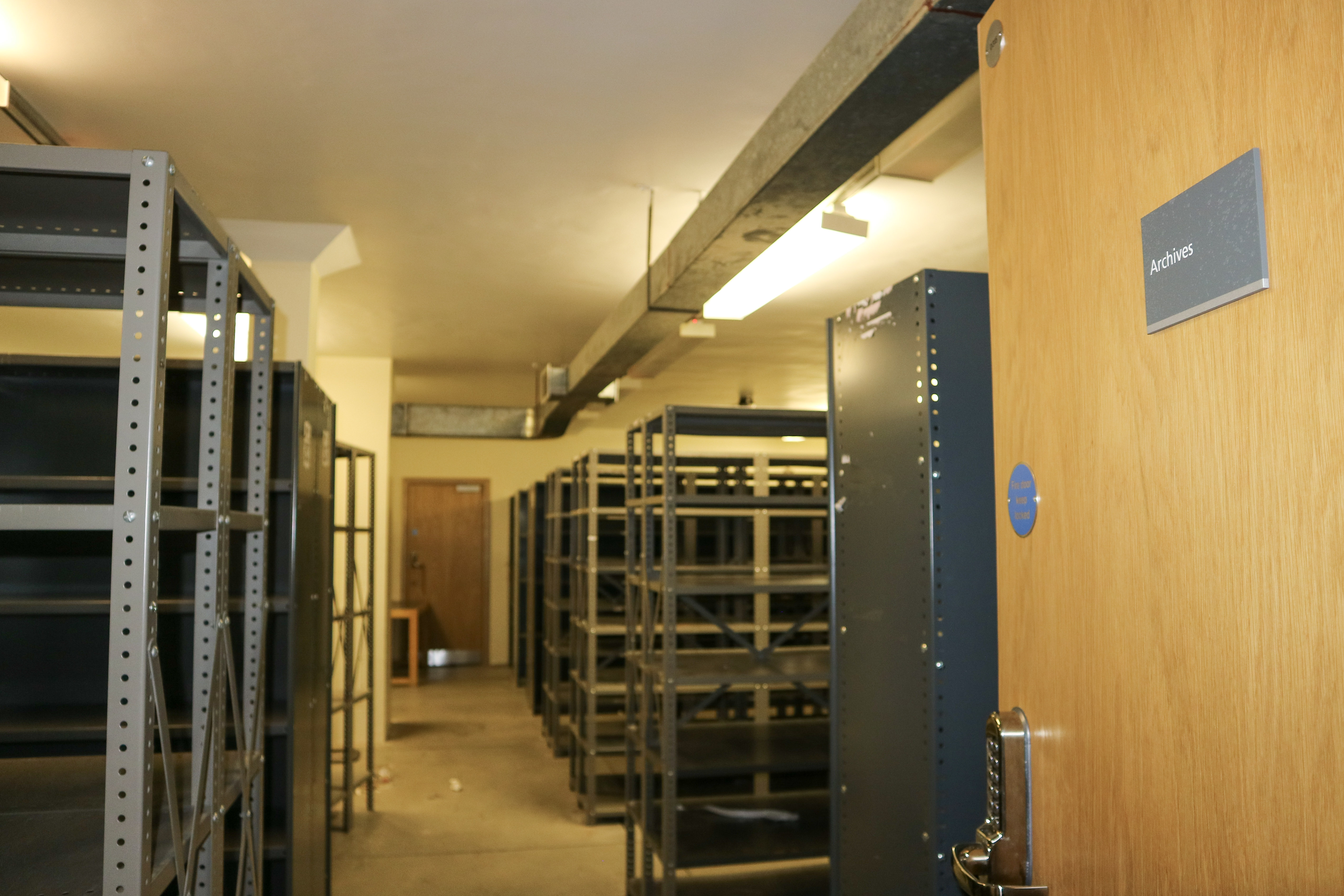 Court rooms/Holding cells/Offices - lk1upobtk25.jpg