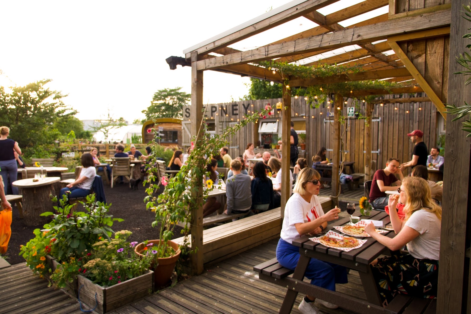 Whole Venue - wtdiugt13h4.jpeg