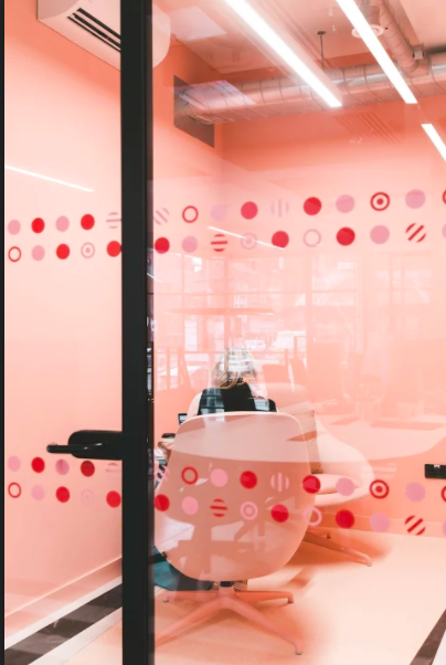 Carlton - hq1frddncg2.png