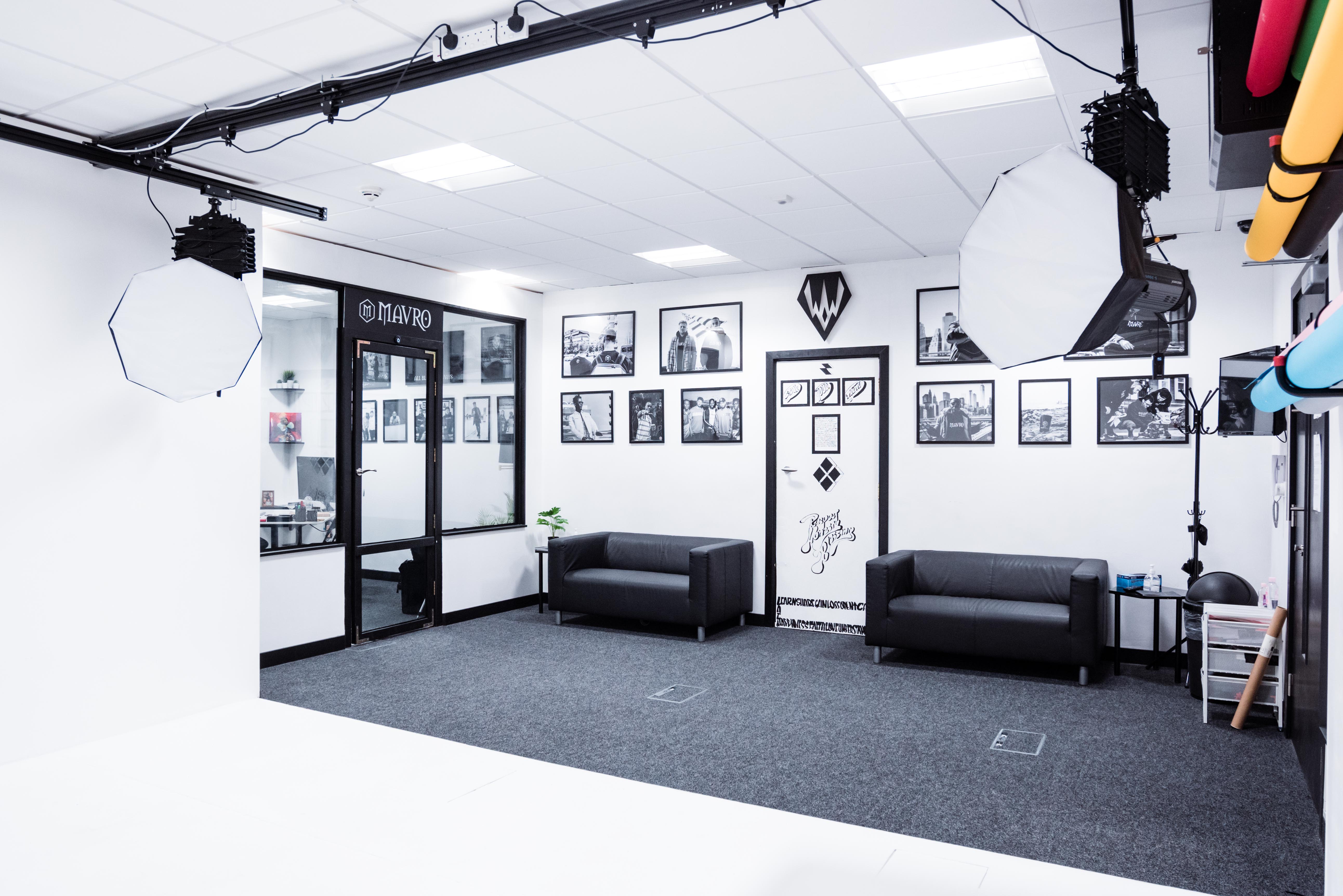 Whole Venue - z2cb4xeqd3y.JPG