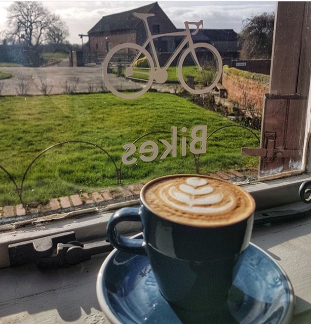 Cozy café venue with latte art, perfect for informal meetings and networking.