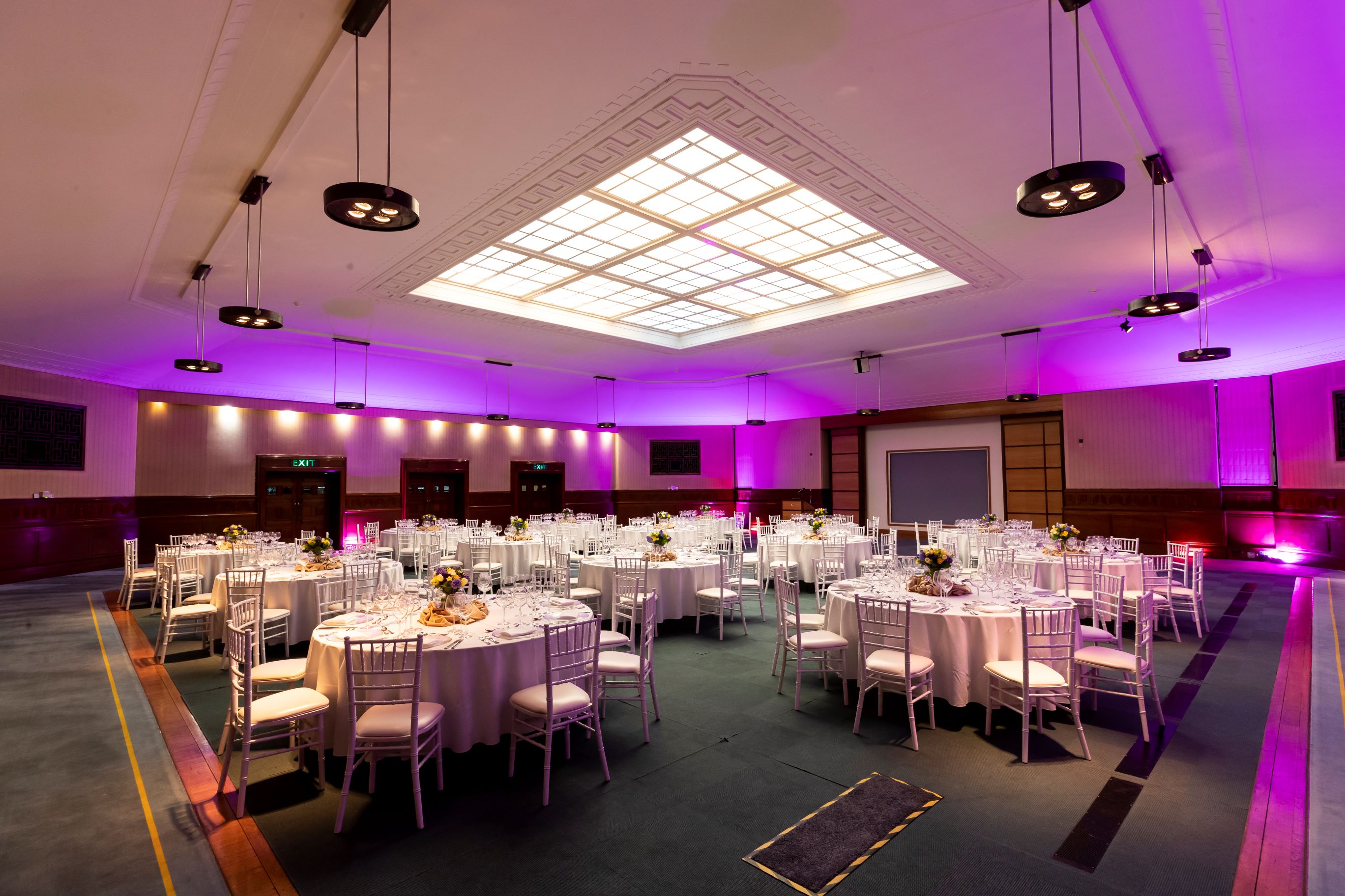 Beveridge Hall - Senate House - dq5xojabtky.jpg