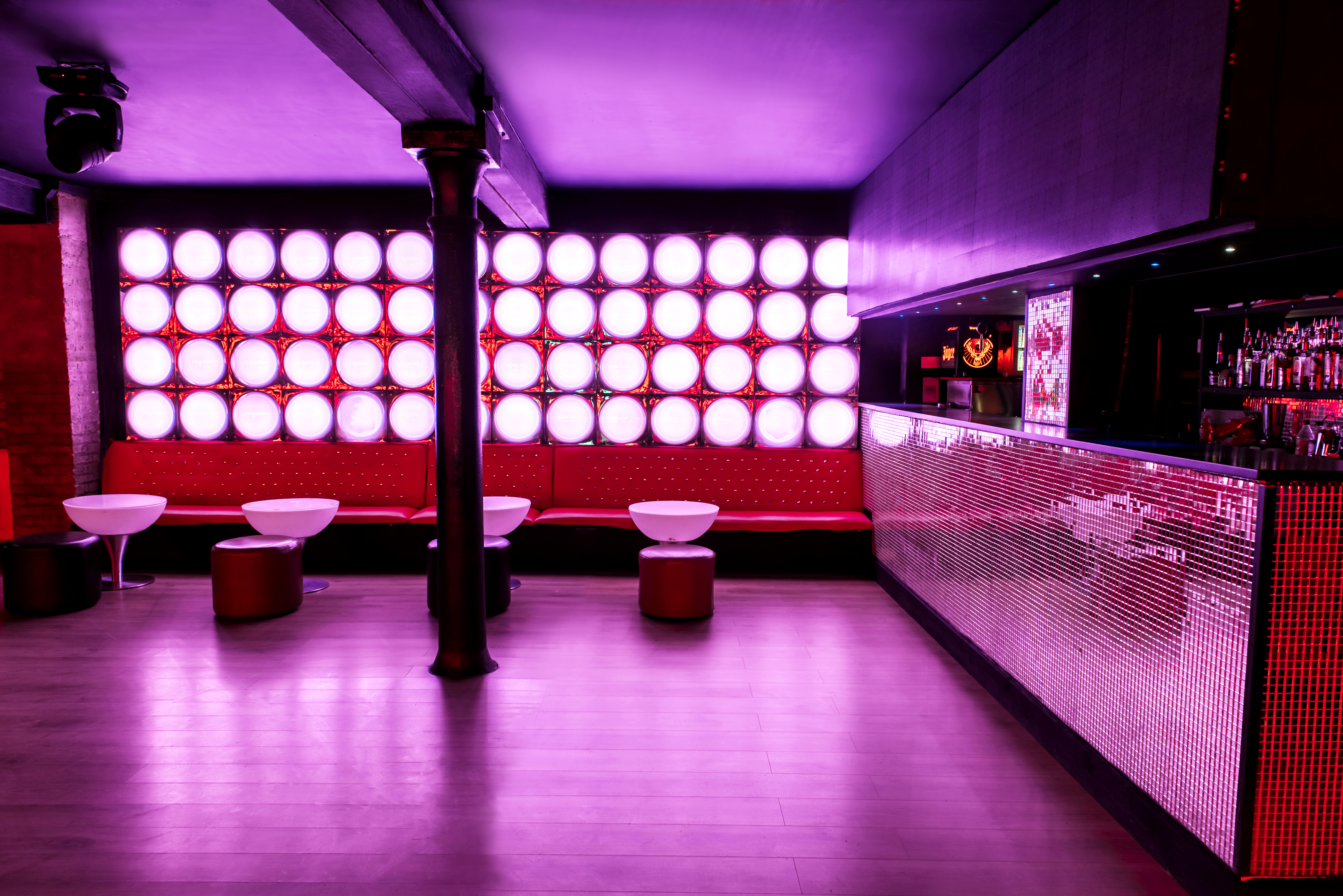 Vibrant event space in La Pollera Colora, ideal for cocktail receptions and parties.