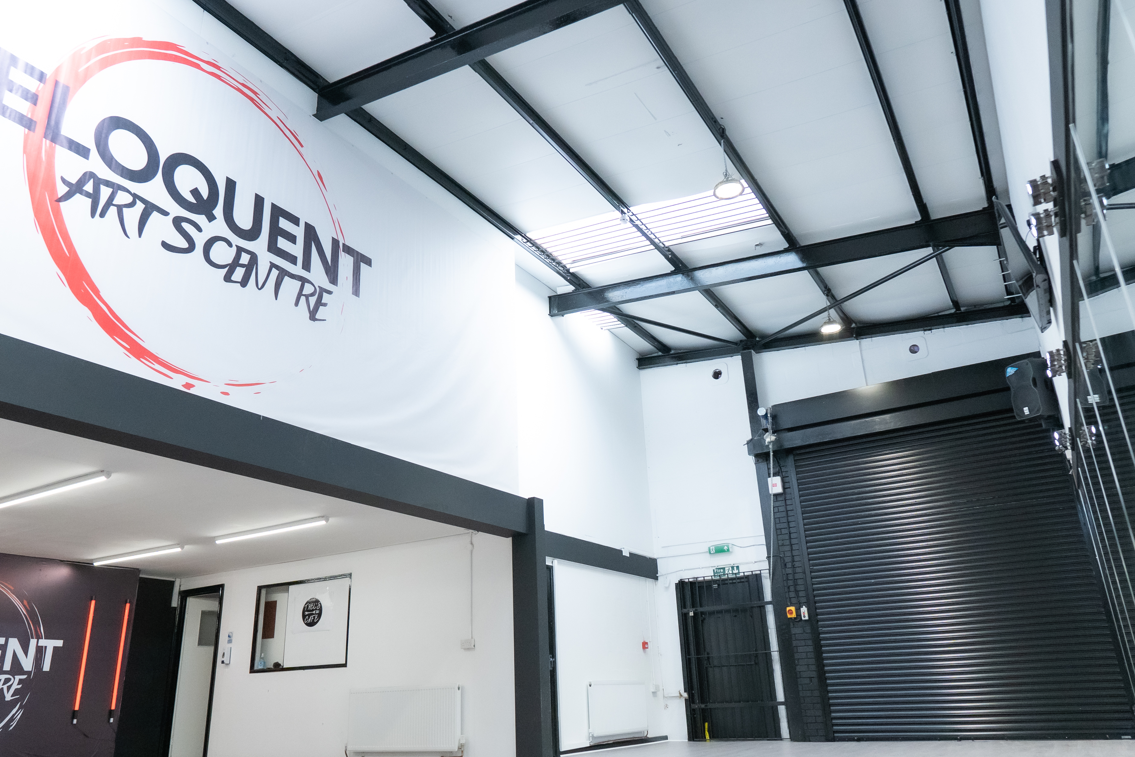 DANCE STUDIO - uwgegfgaw0g.jpg