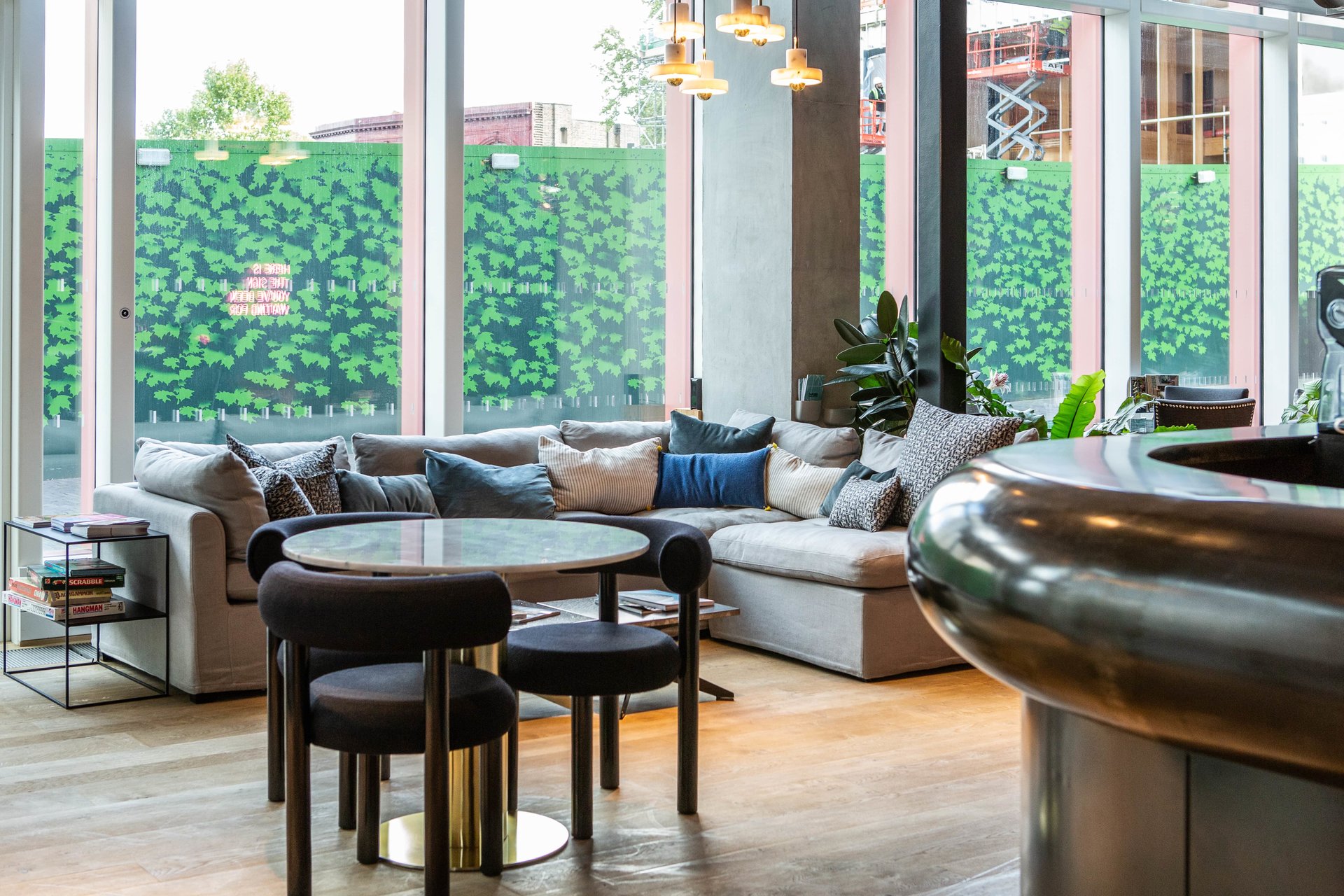 Modern lounge with comfortable seating for networking events and casual meetings.