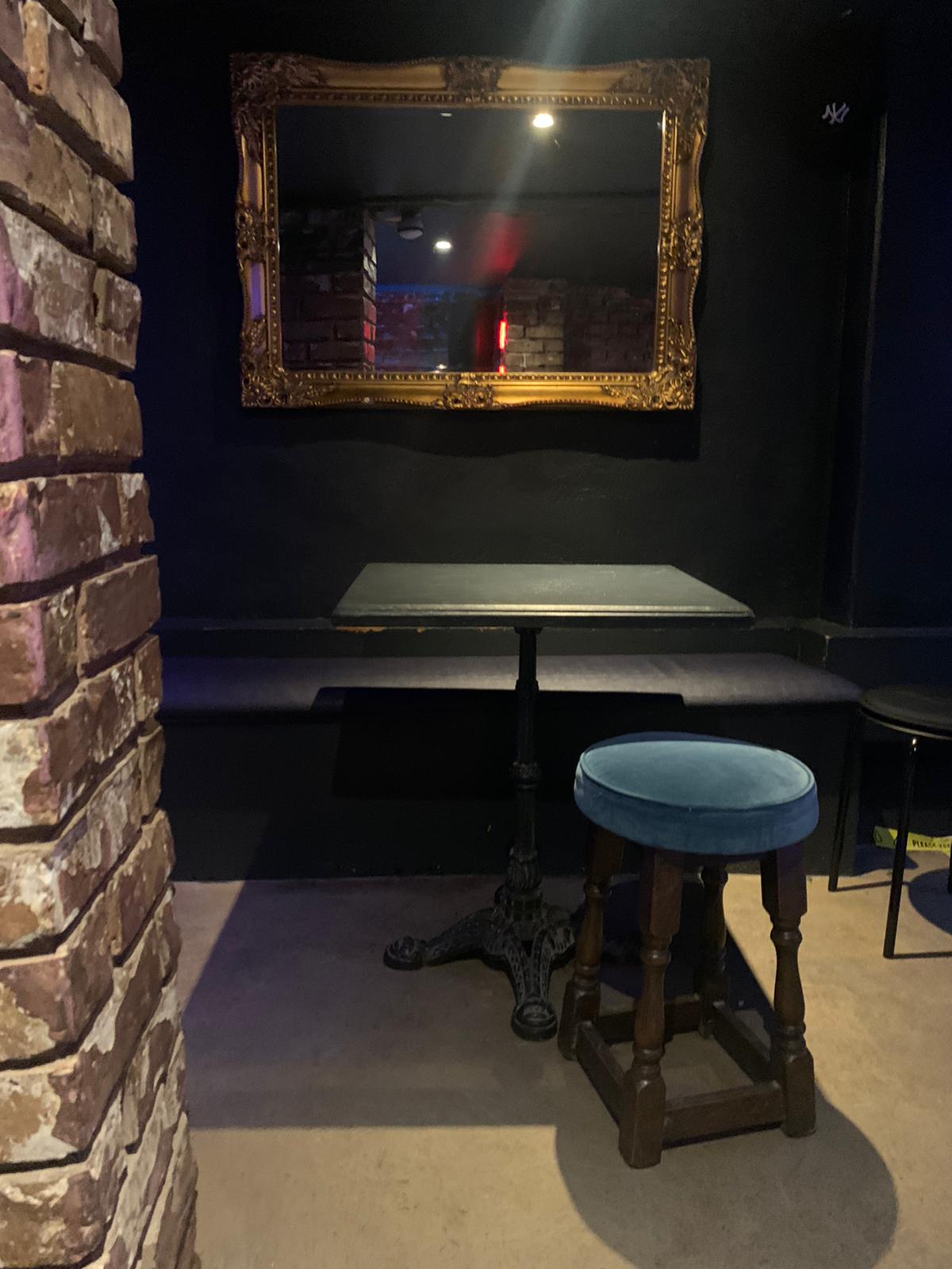 Split Level - hjllfcaofgp.jpg