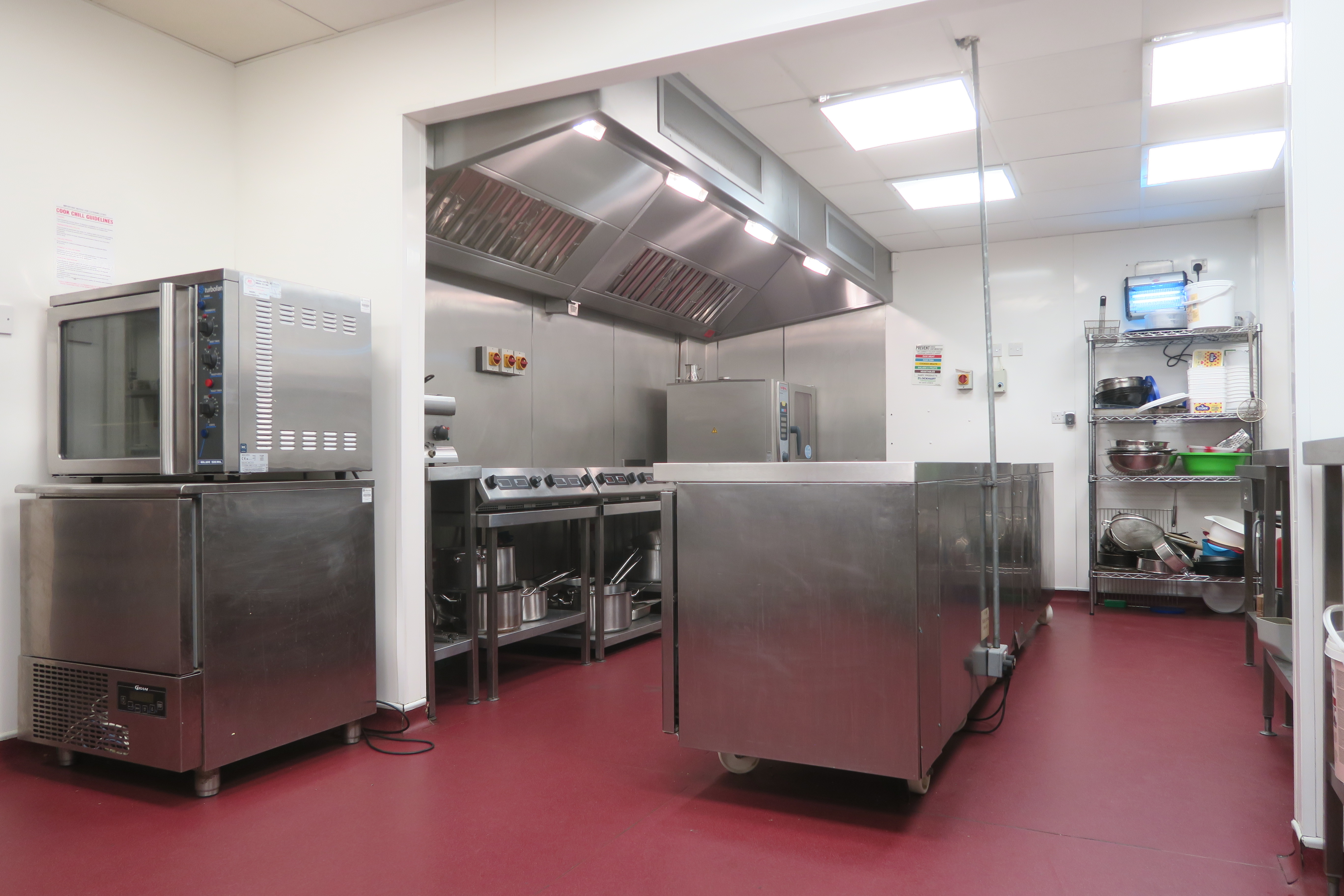 Whole Venue - 0dqs4sfo31f.jpg