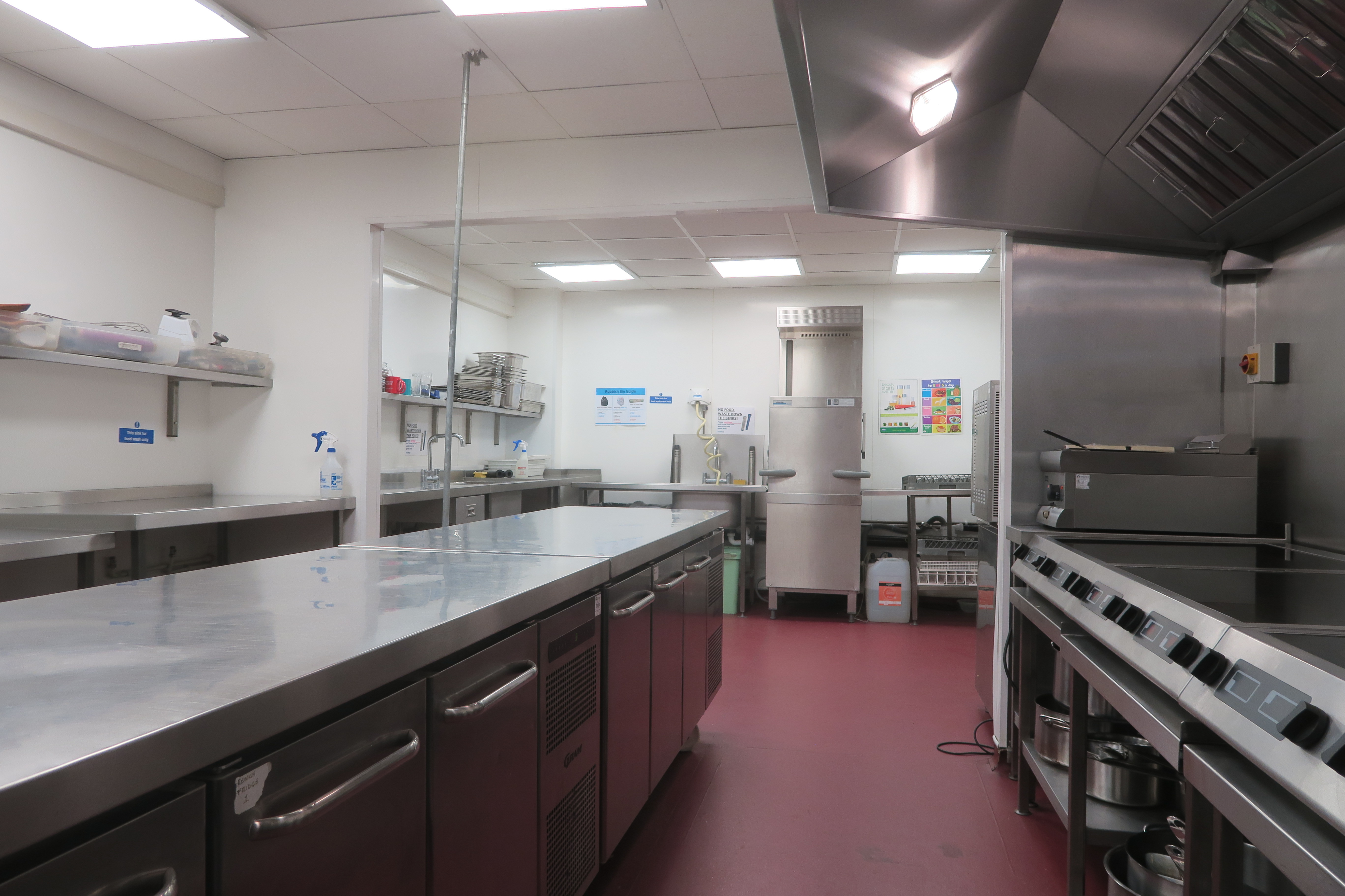 Whole Venue - yx0rrpyjsex.jpg