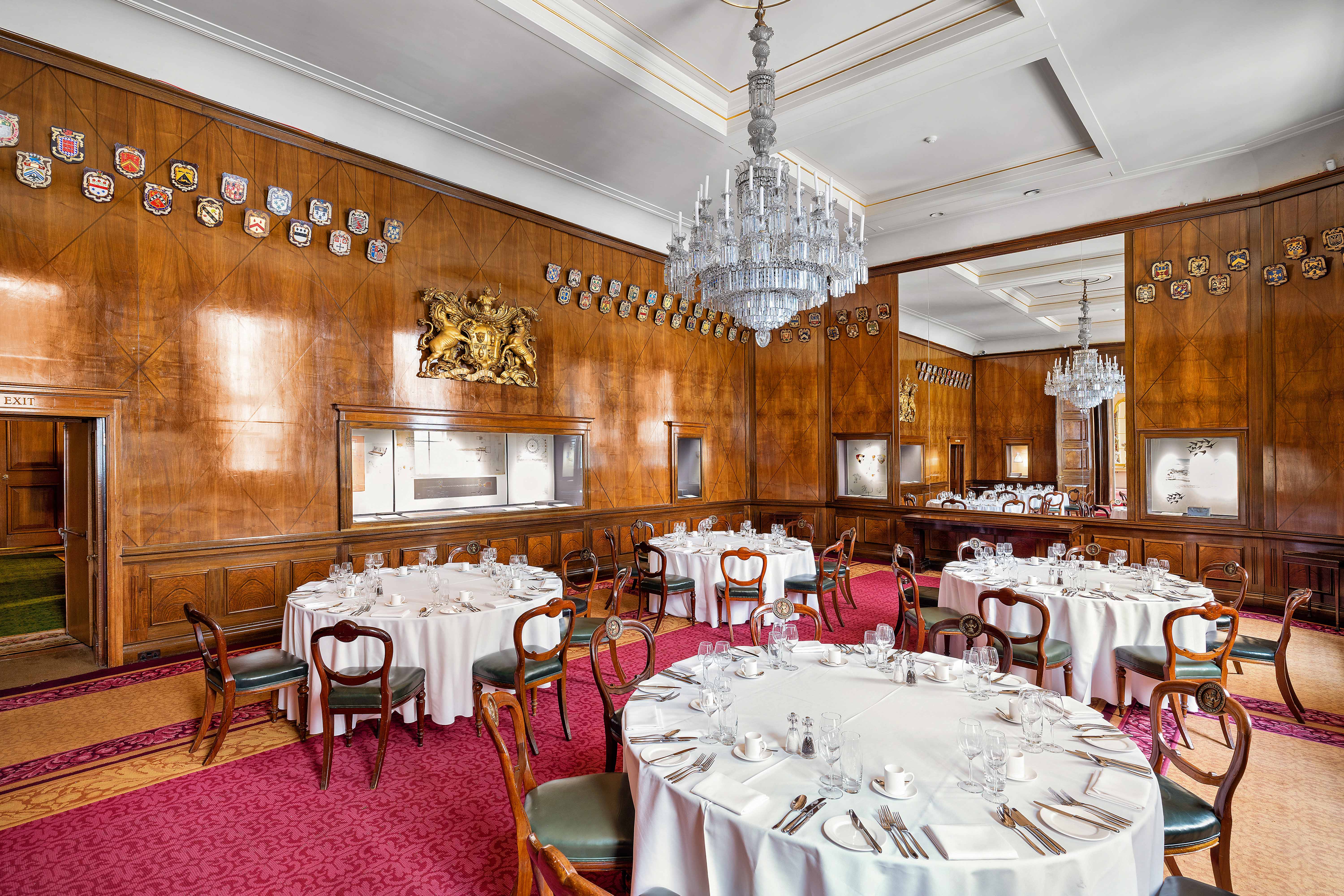 Elegant banquet room at Goldsmiths' Hall, ideal for upscale events and corporate gatherings.