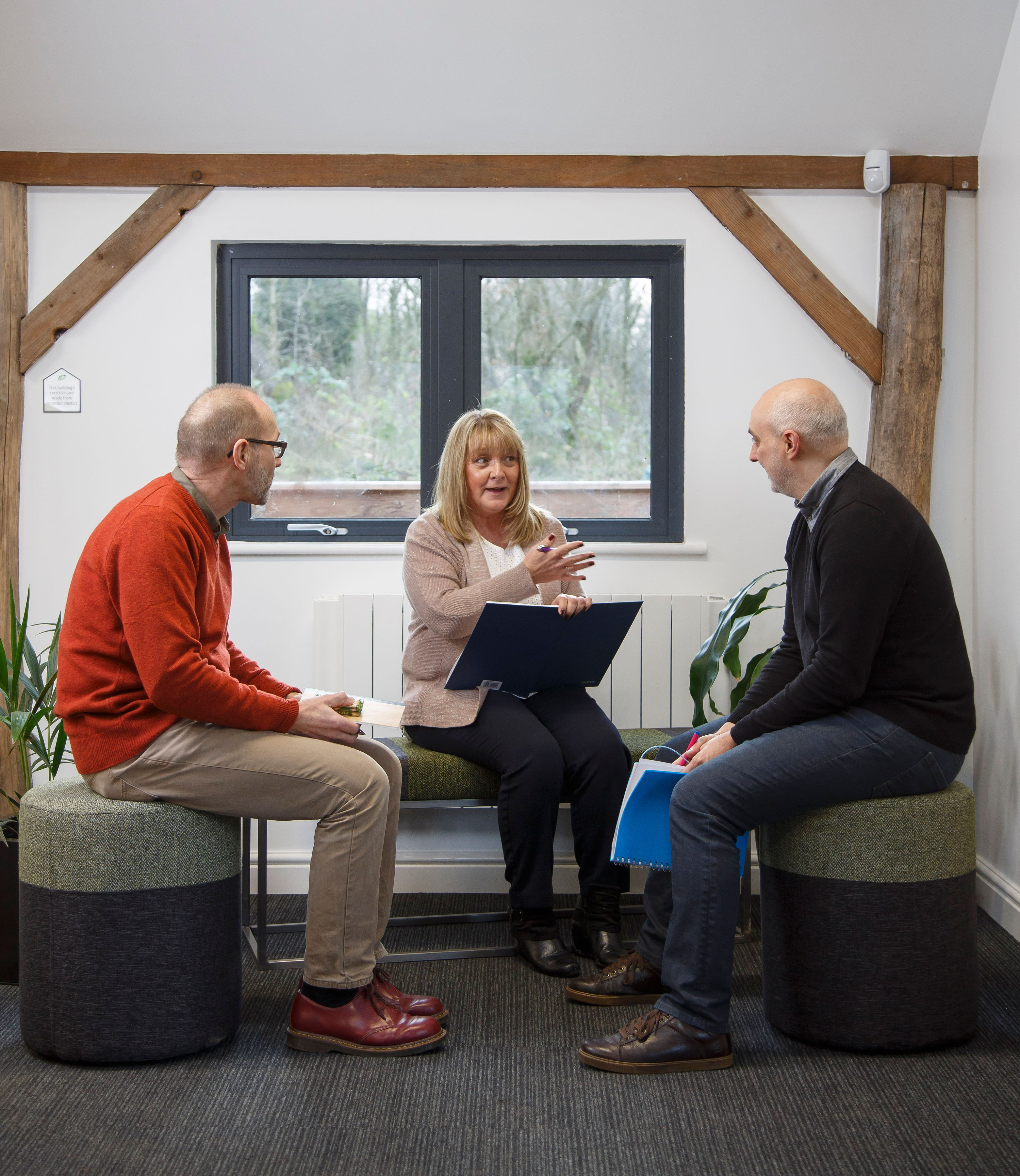 The Meeting Place - our3tqiabg5.jpg