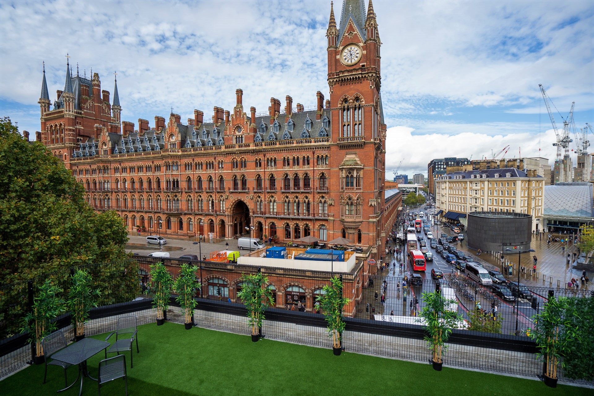 AW Offices - ngju22p2b0g.jpg