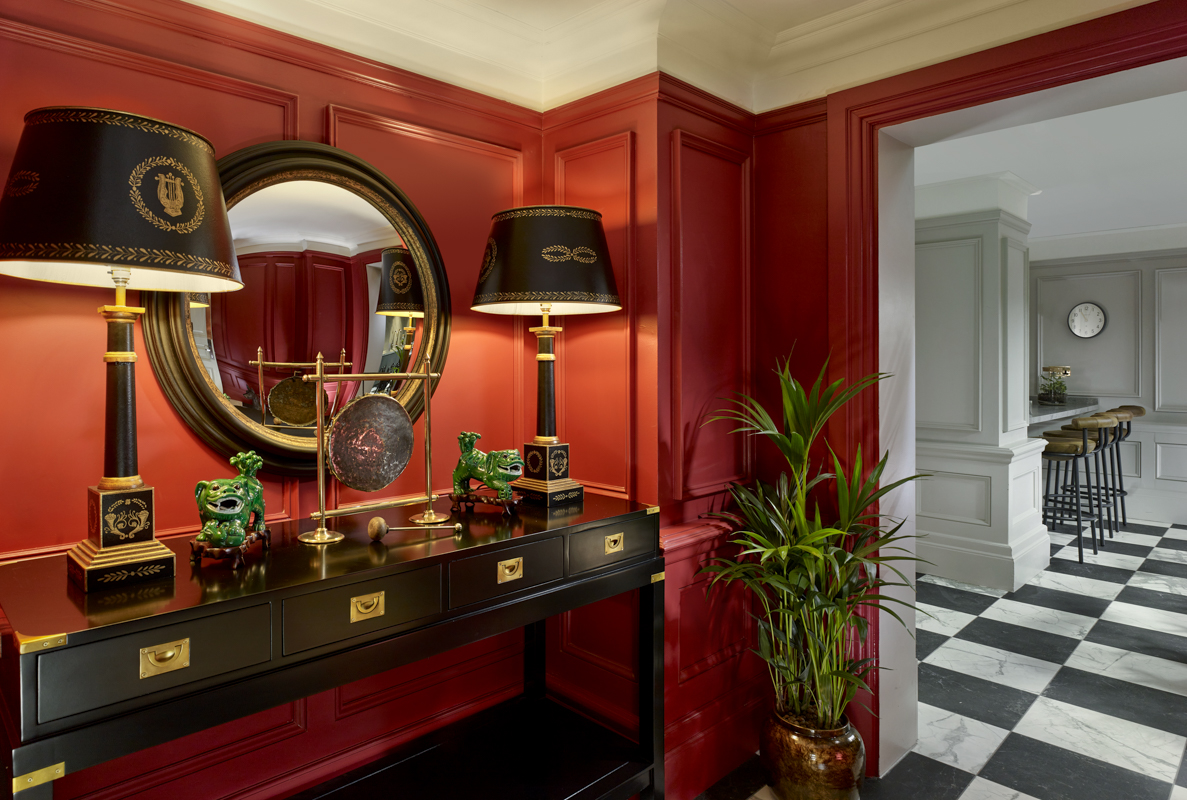 Elegant entryway of The Residence, Holmes Hotel London, perfect for events and networking.