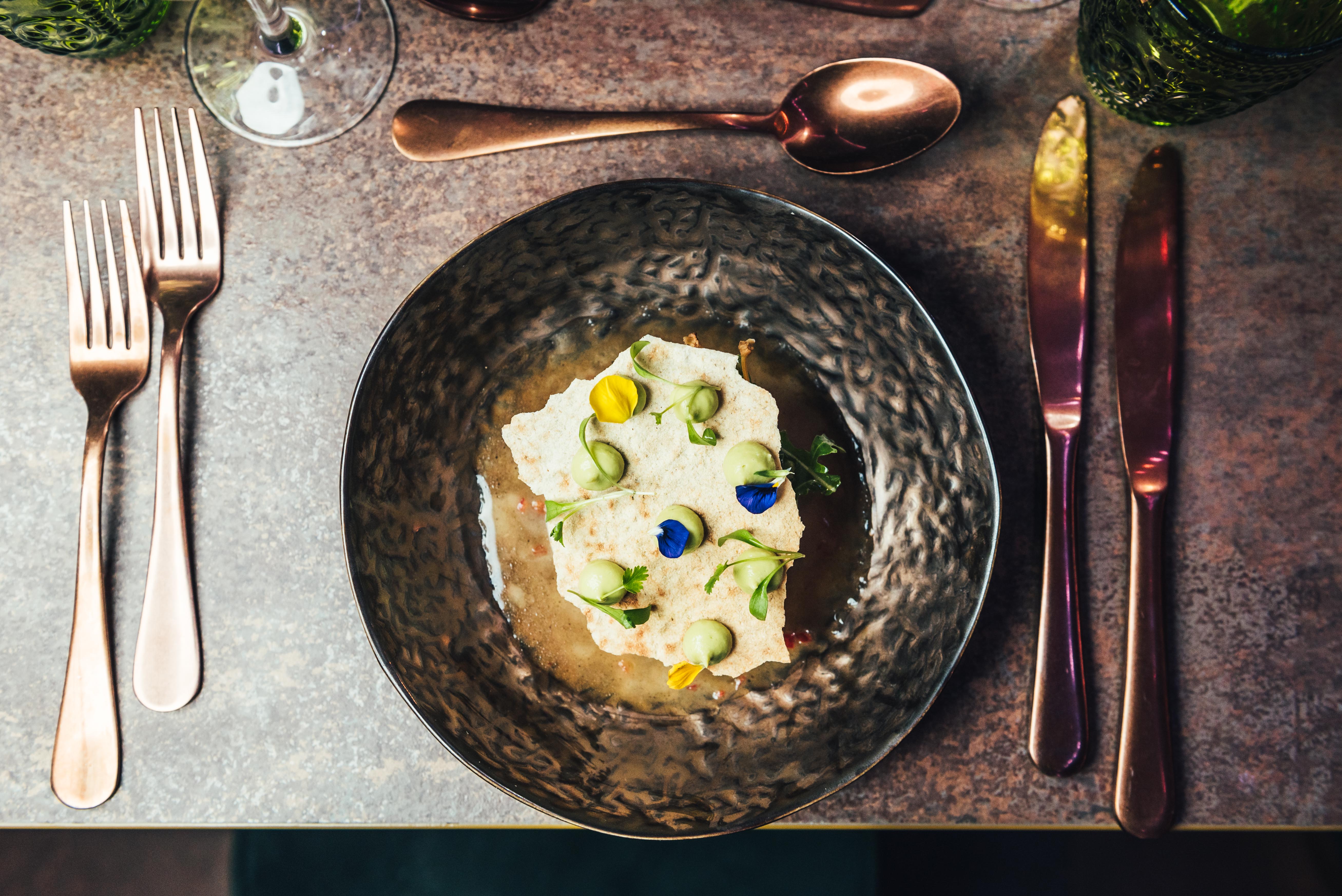 DINING AREA  - ff3uktl0chj.jpg