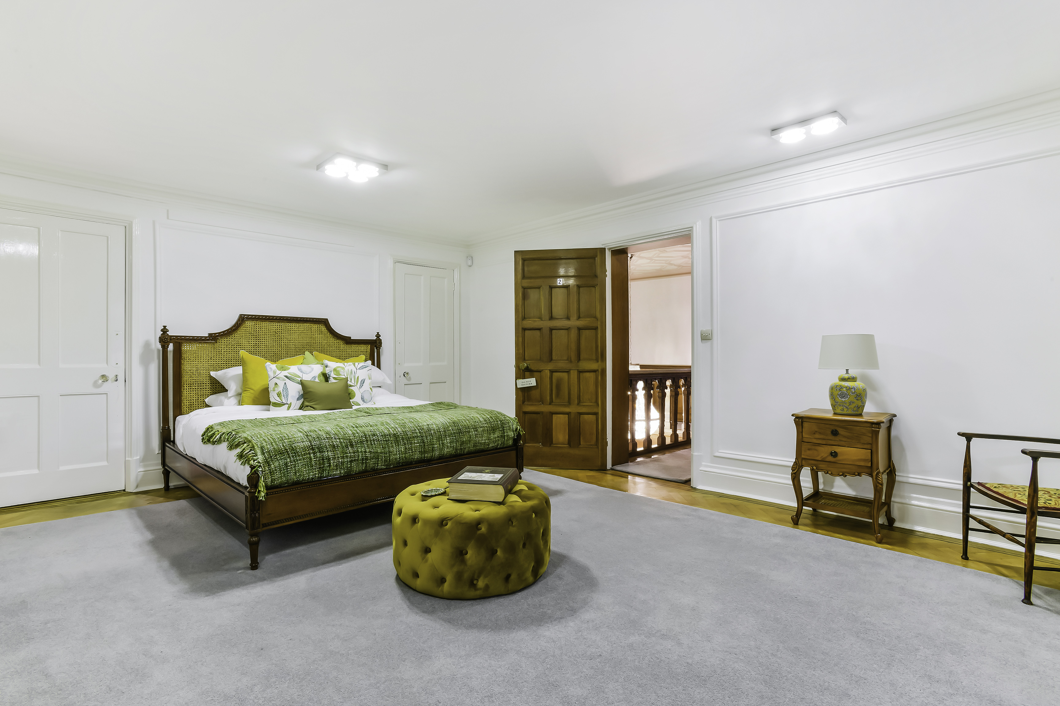 Elegant bedroom at Kingswood Manor, ideal for VIP accommodations during events and conferences.